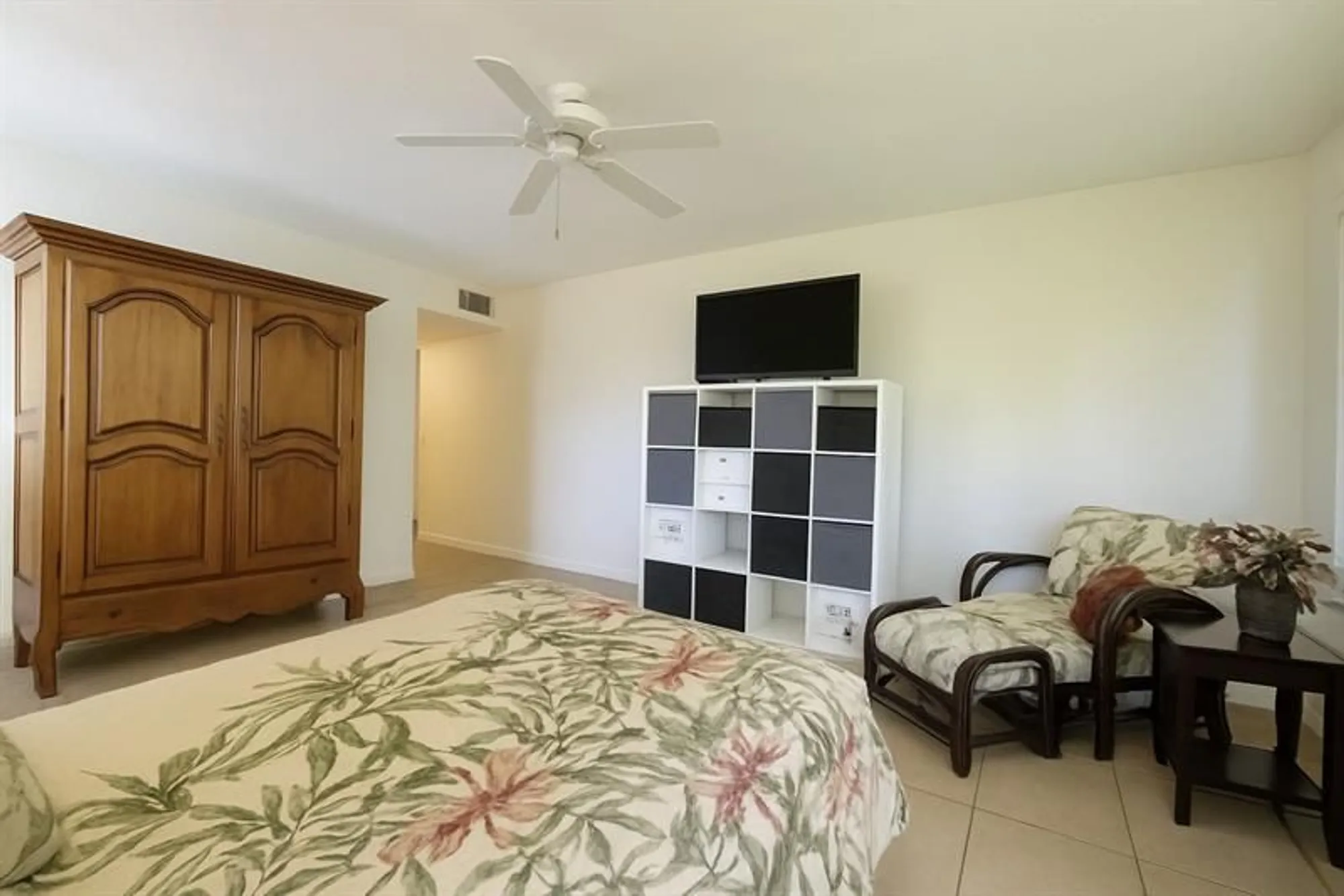 Property Slideshow image 7 of 57 | 2606 nassau bnd h2, Coconut Creek, FL, 33066