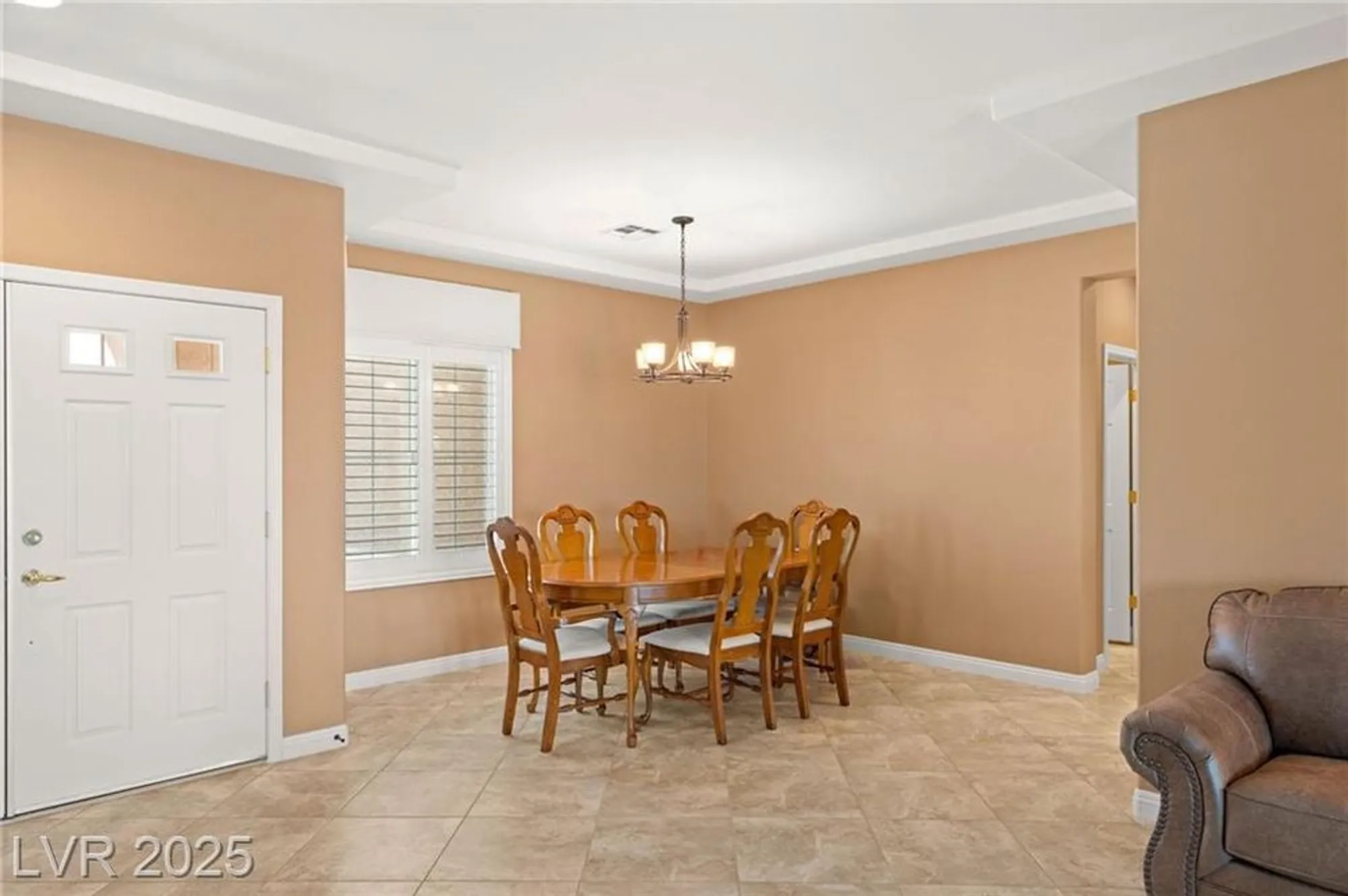 Property Slideshow image 8 of 28 | 2069 colvin run dr, Henderson, NV, 89052