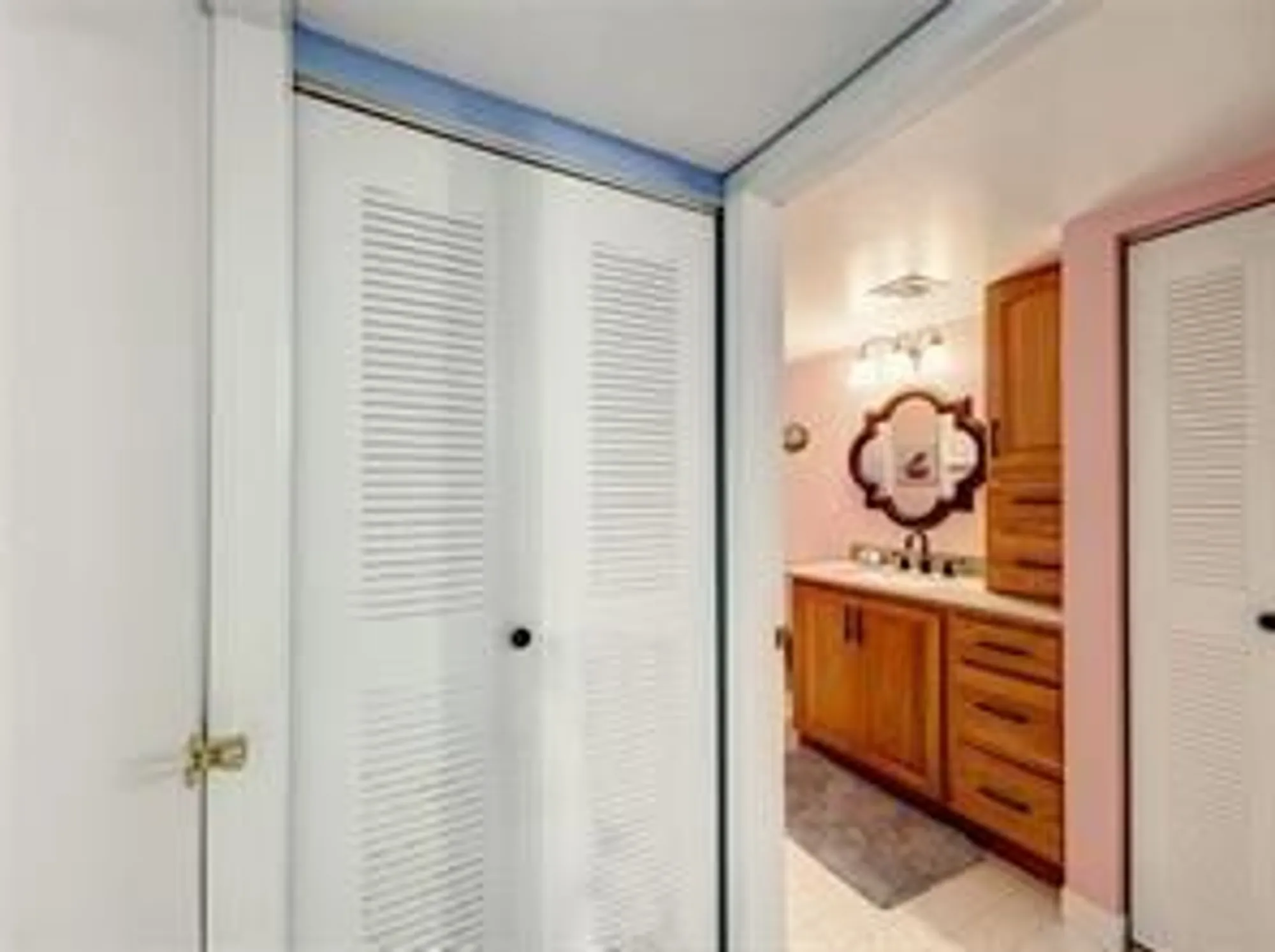 Property Slideshow image 20 of 33 | 9580 weldon cir k110, Tamarac, FL, 33321