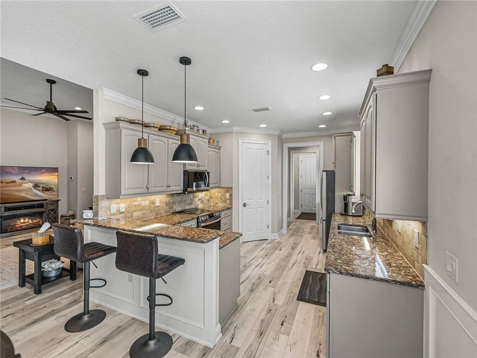 Property Slideshow image 23 of 77 | 8152 lake james dr, Lakeland, FL, 33810