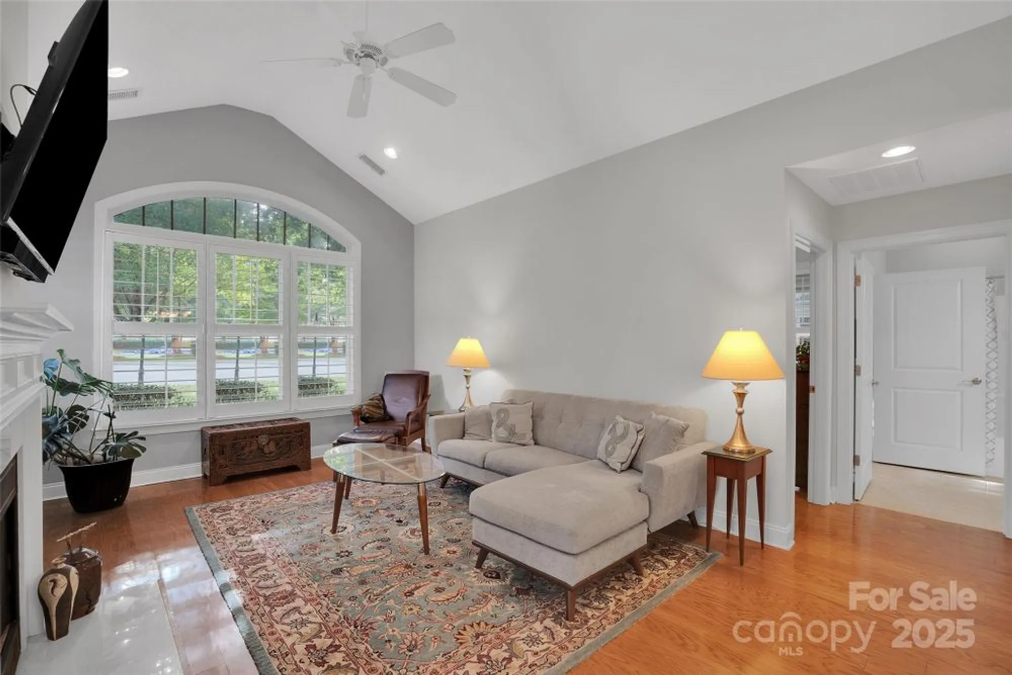 Property Slideshow image 11 of 46 | 2742 circa dr, Matthews, NC, 28105