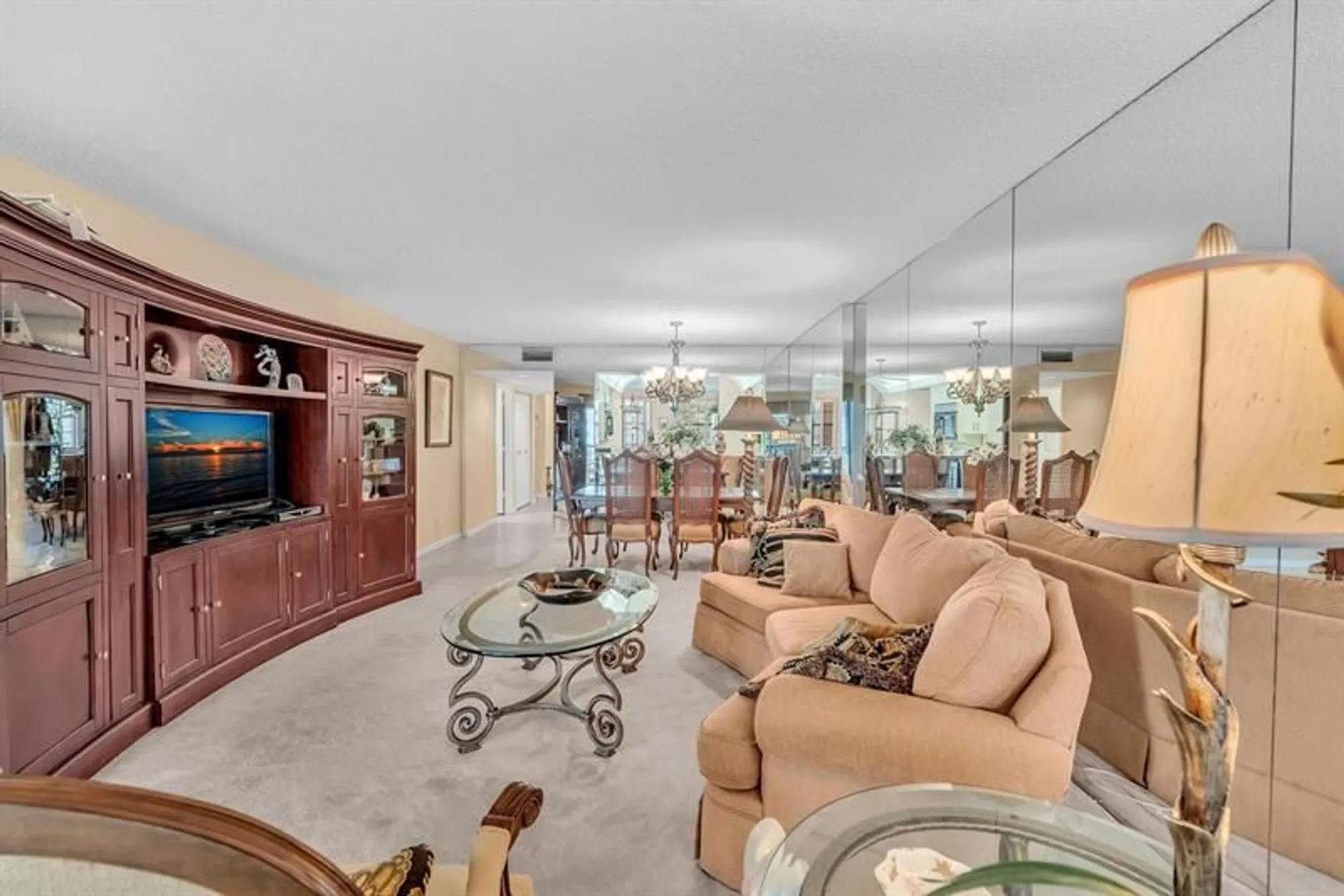 Property Slideshow image 17 of 83 | 7449 fairfax dr 211, Tamarac, FL, 33321