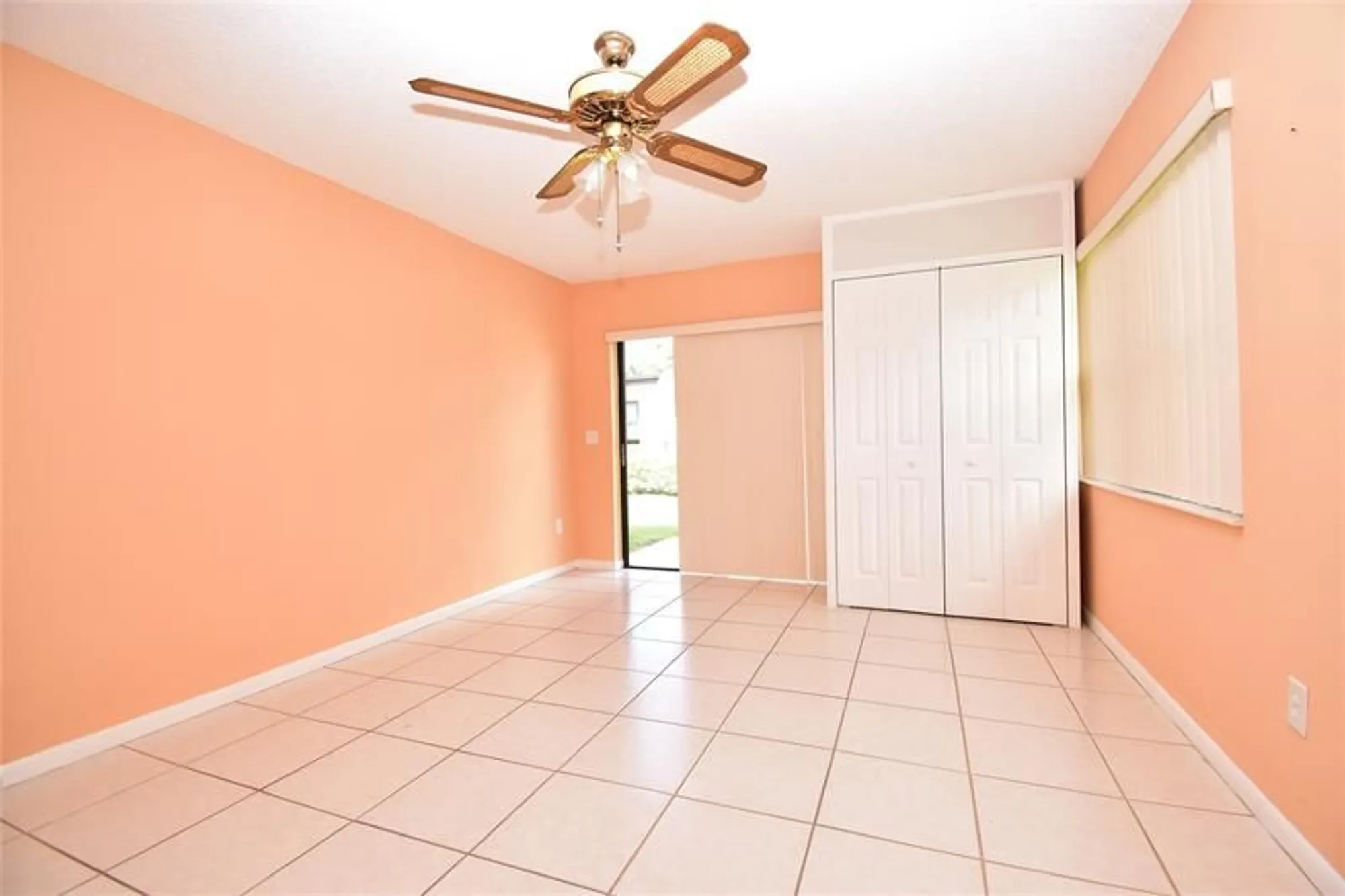 Property Slideshow image 16 of 30 | 3305 silver buttonwood dr, Greenacres, FL, 33463