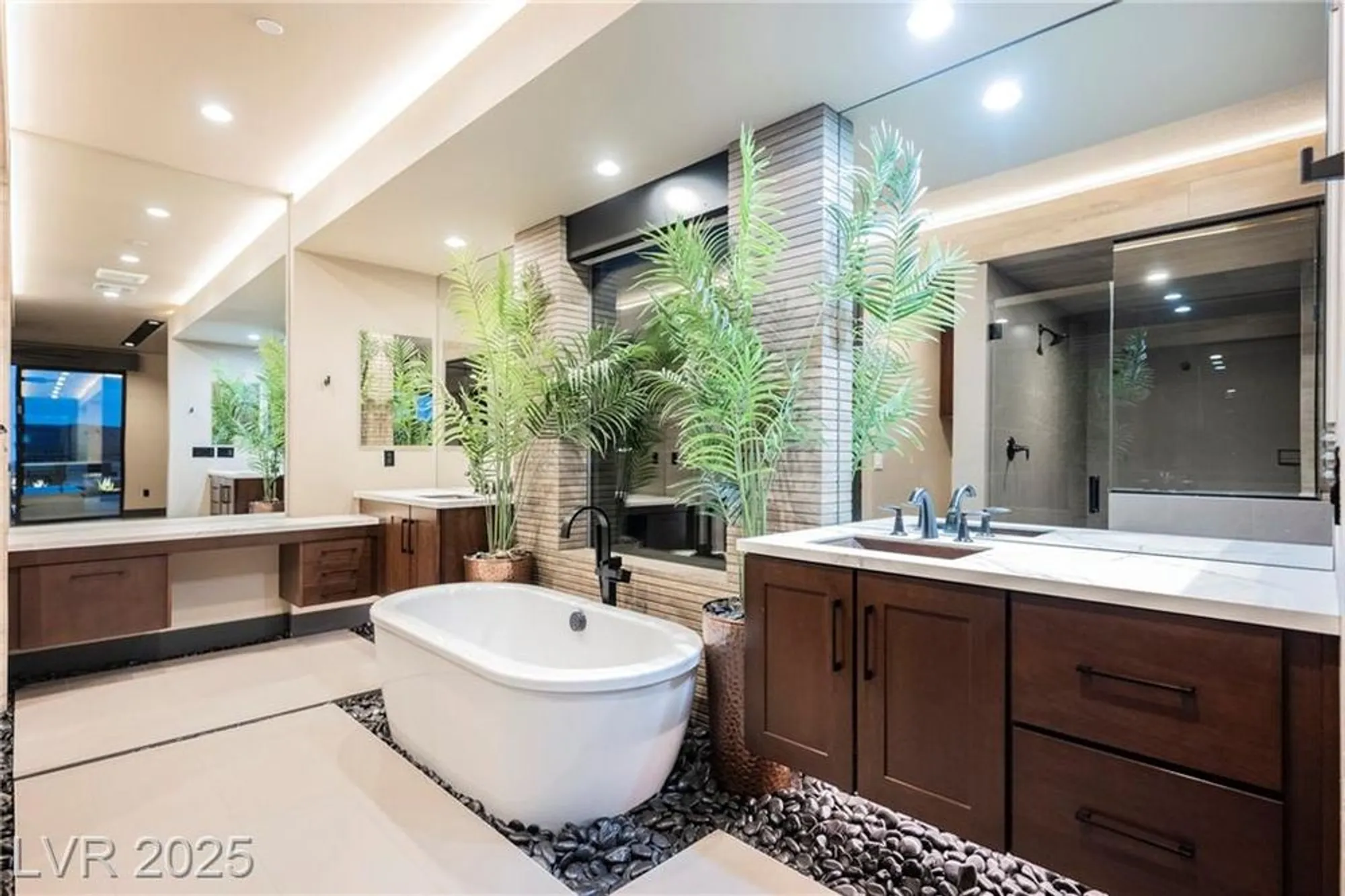 Property Slideshow image 32 of 93 | 20 falling canyon ct, Henderson, NV, 89011