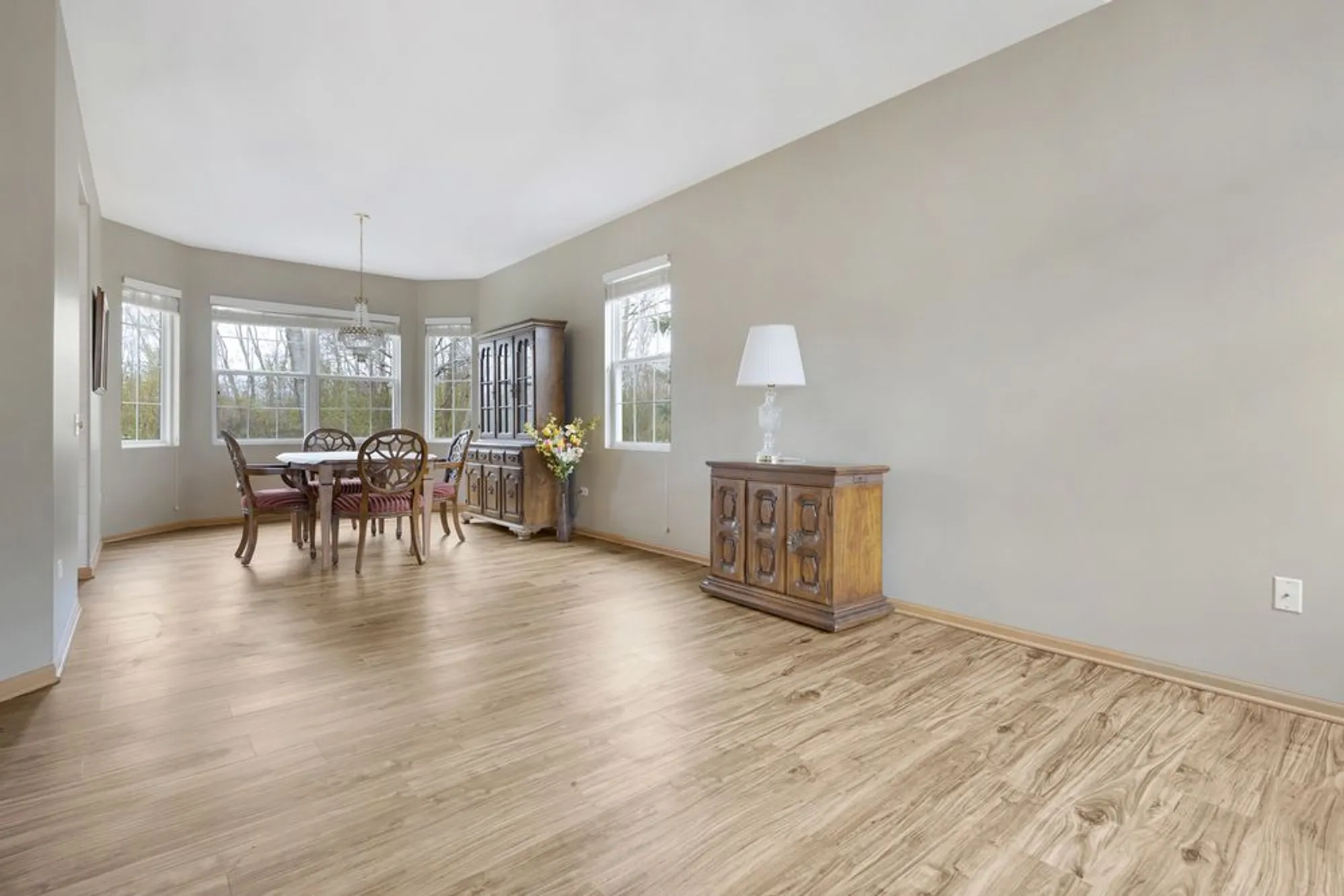 Property Slideshow image 11 of 20 | 13427 michigan ave, Huntley, IL, 60142