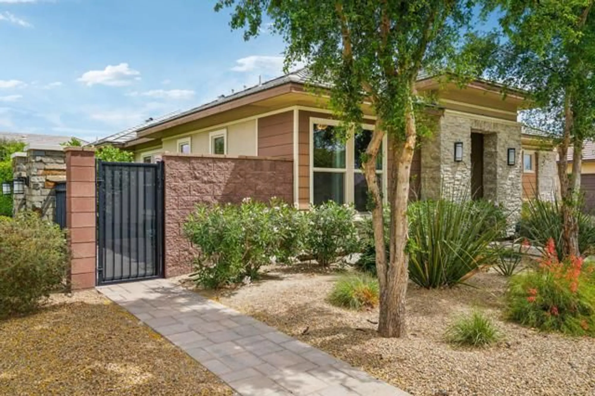 Property Slideshow image 3 of 58 | 82712 woodcreek ct, Indio, CA, 92201