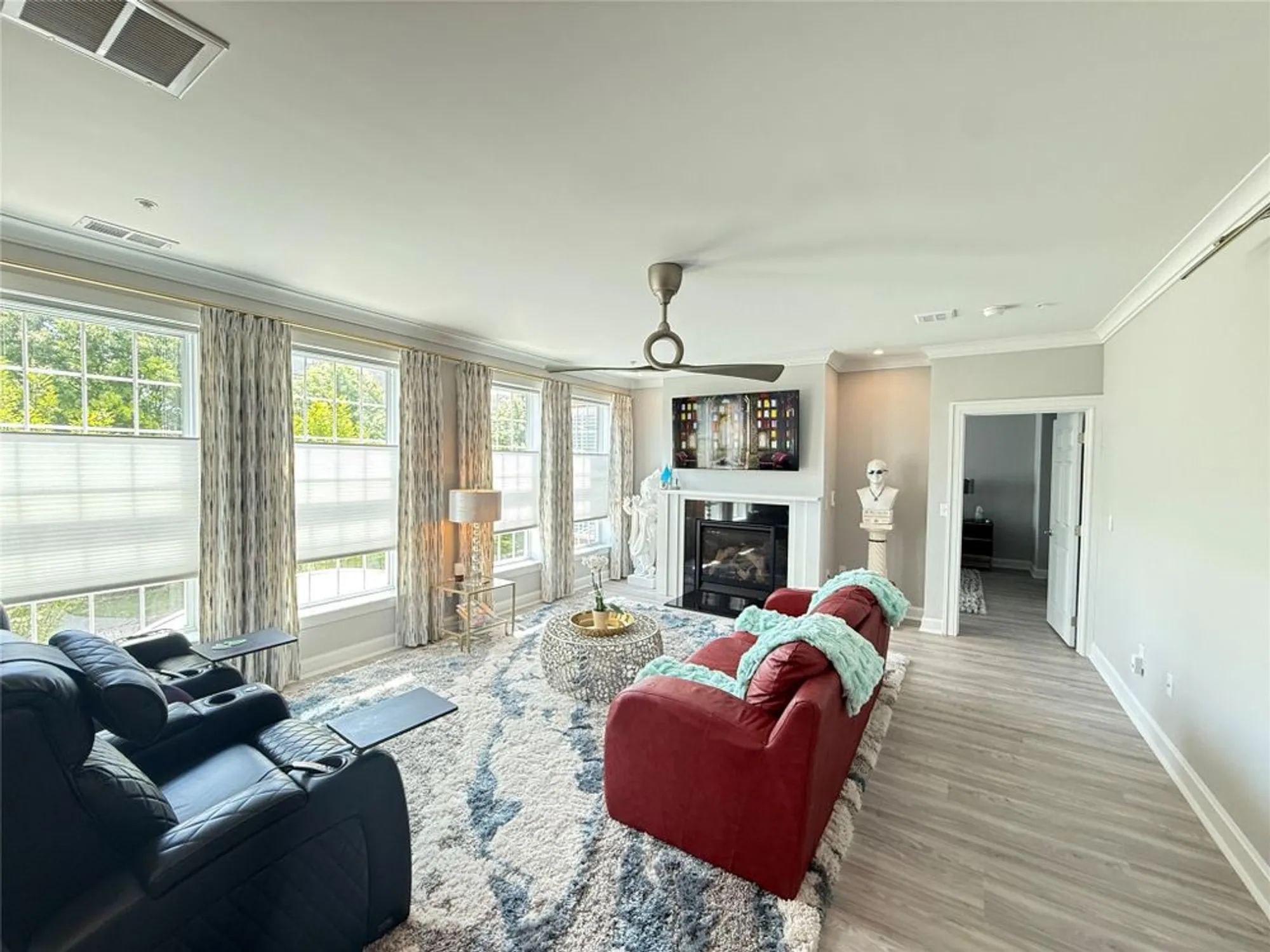 Property Slideshow image 18 of 43 | 326 regency dr, Fishkill, NY, 12524