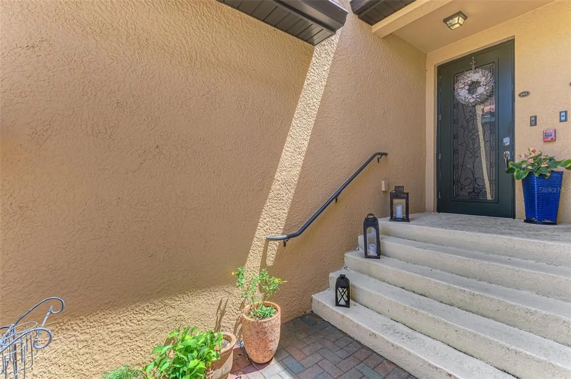 Property Slideshow image 9 of 98 | 10797 tarflower dr unit 201, Venice, FL, 34293