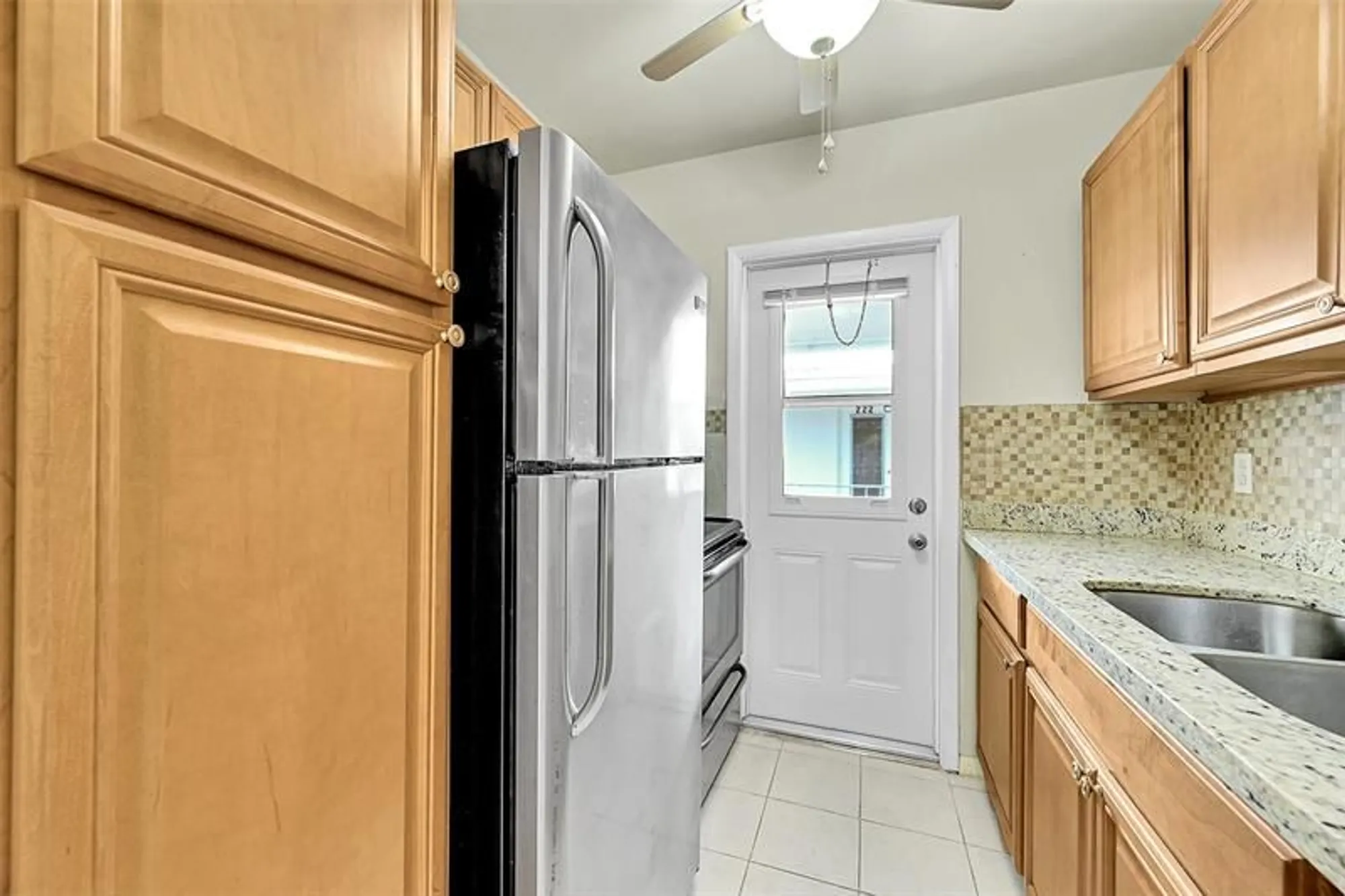 Property Slideshow image 8 of 43 | 2501 w golf blvd 229, Pompano Beach, FL, 33064