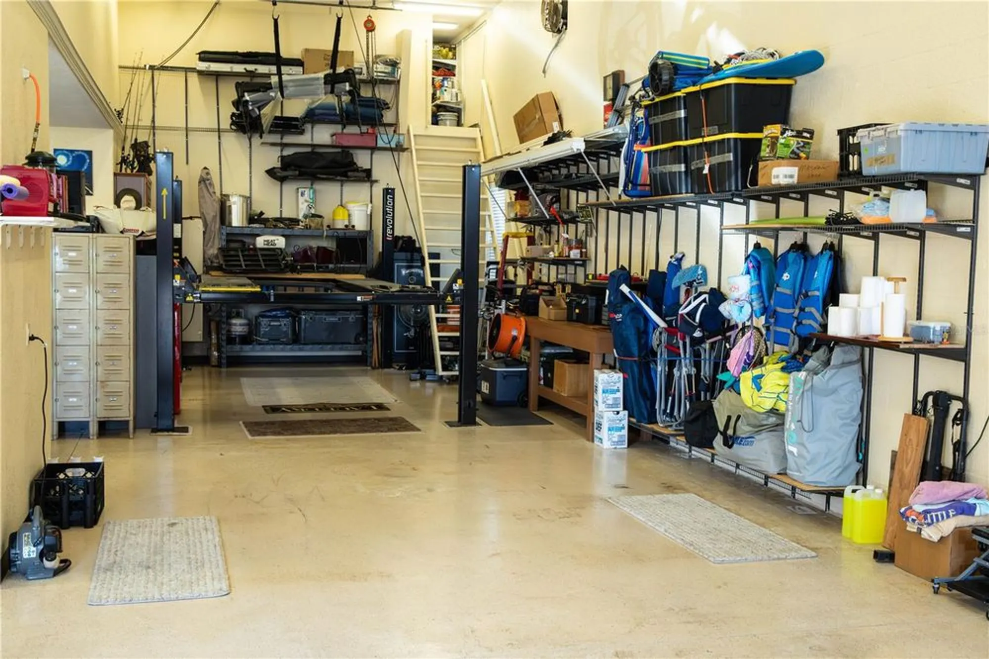 Property Slideshow image 63 of 100 | 4276 dunmore dr, Lake Wales, FL, 33859