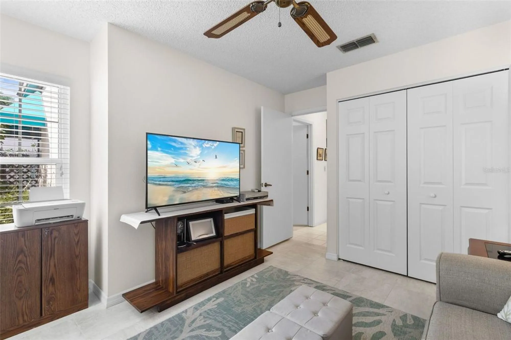 Property Slideshow image 28 of 61 | 6089 clubside dr # 00, Sarasota, FL, 34243