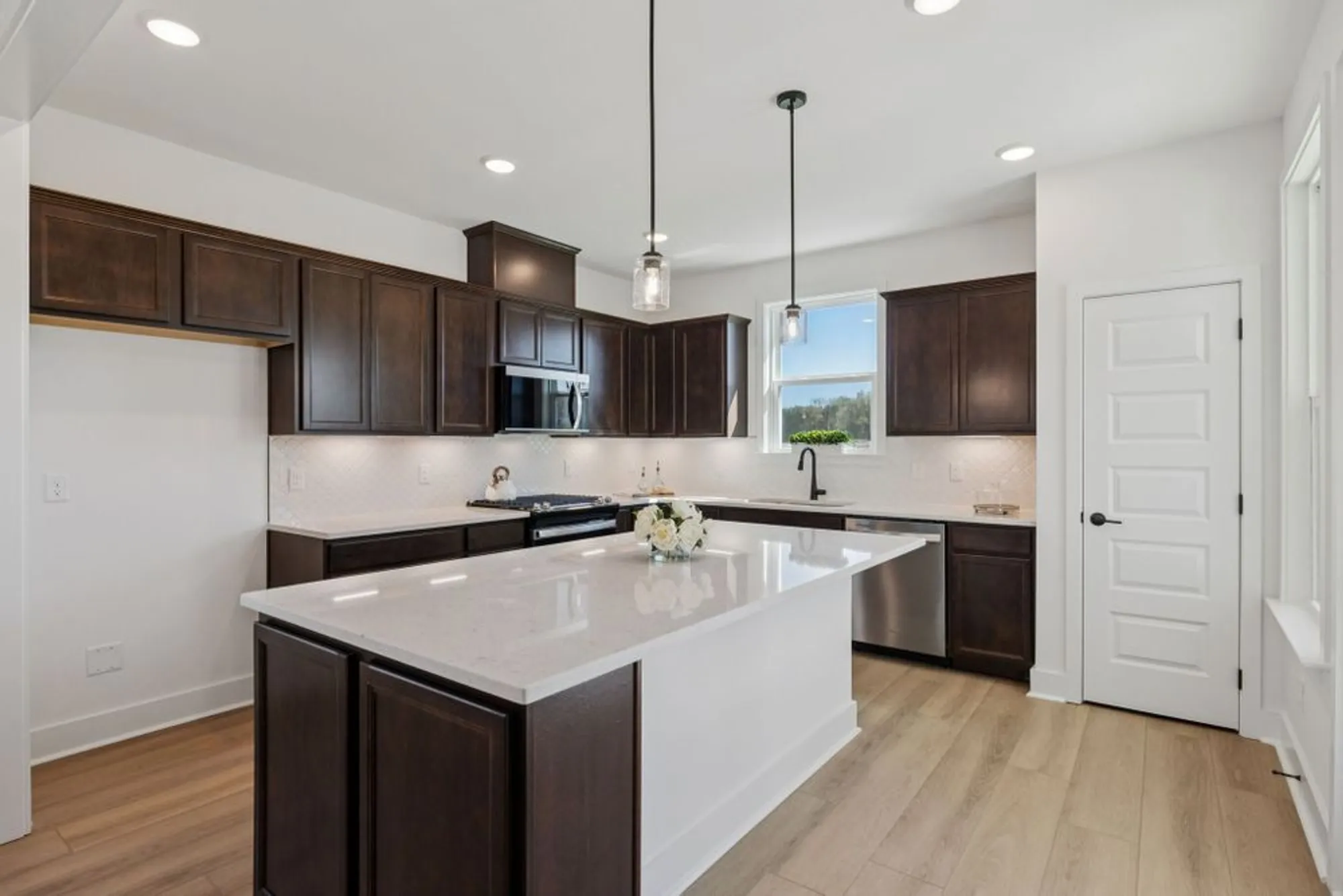 Property Slideshow image 6 of 36 | 535 scarlet oak rd, Lebanon, TN, 37090