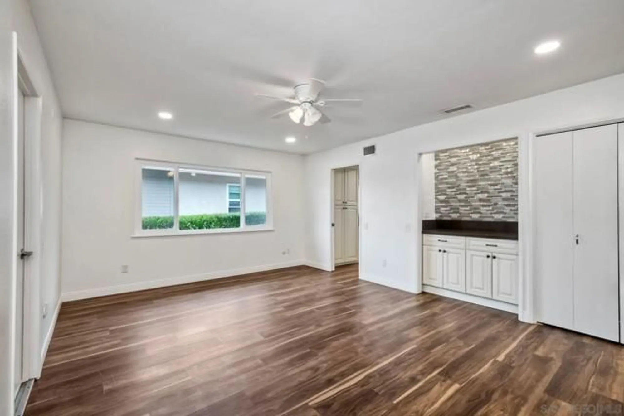 Property Slideshow image 15 of 42 | 12085 calle de maria, San Diego, CA, 92128