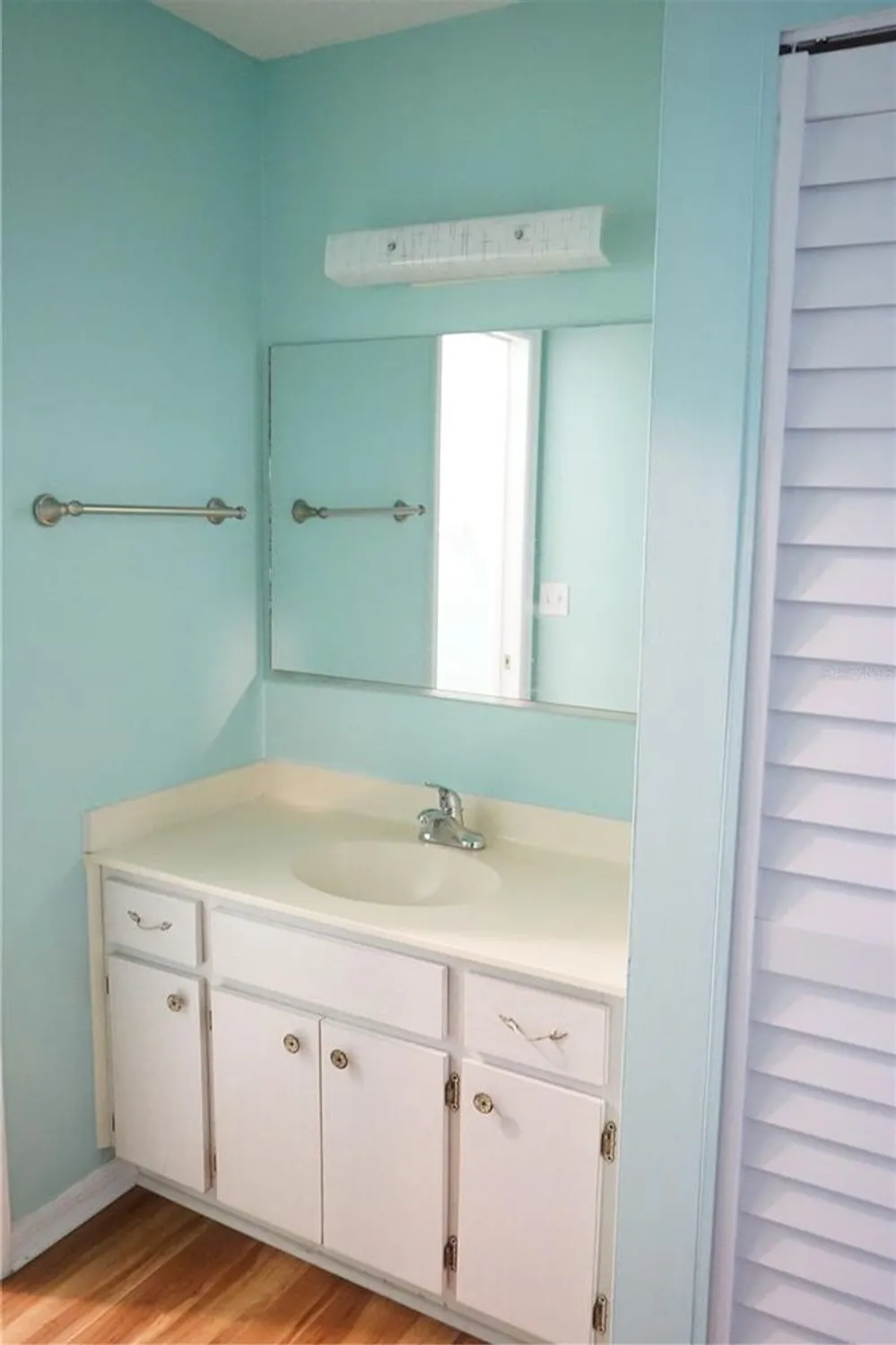 Property Slideshow image 17 of 40 | 413 lake point ct # 4b, Sun City Center, FL, 33573