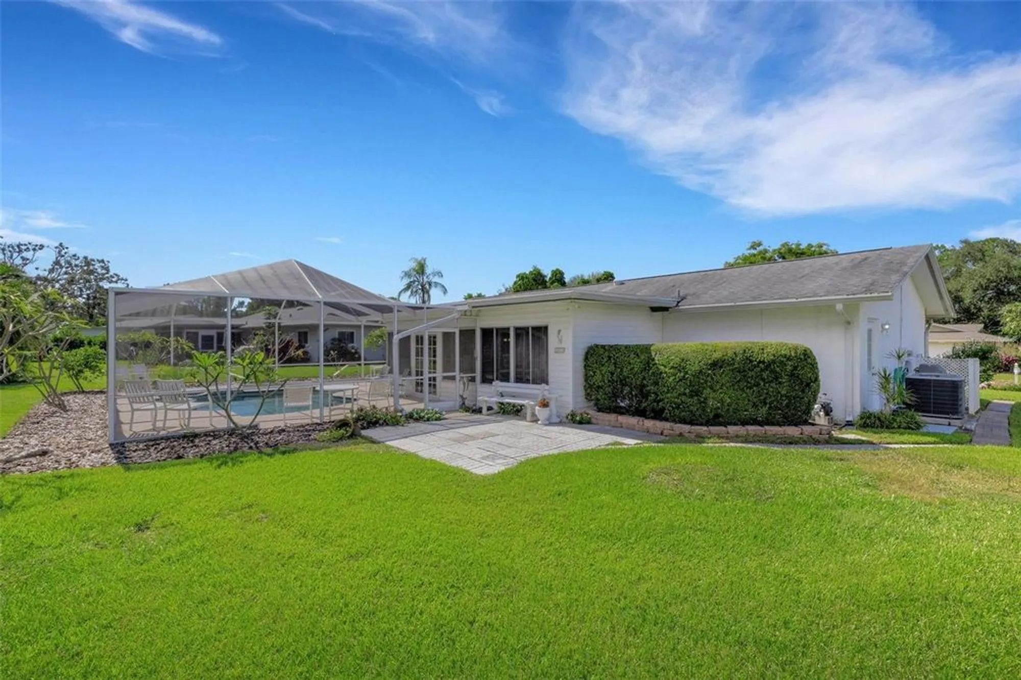 Property Slideshow image 51 of 96 | 2880 doone cir, Palm Harbor, FL, 34684