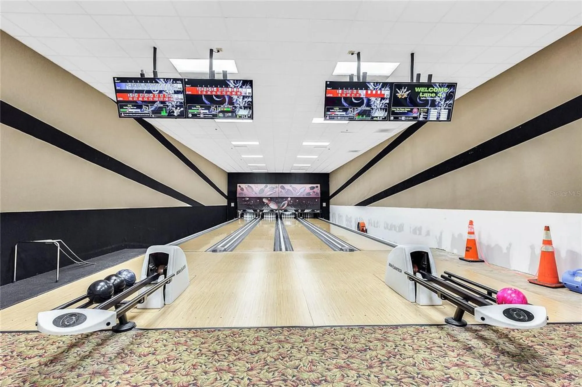 Property Slideshow image 36 of 56 | 4432 waterford dr, Lake Wales, FL, 33859