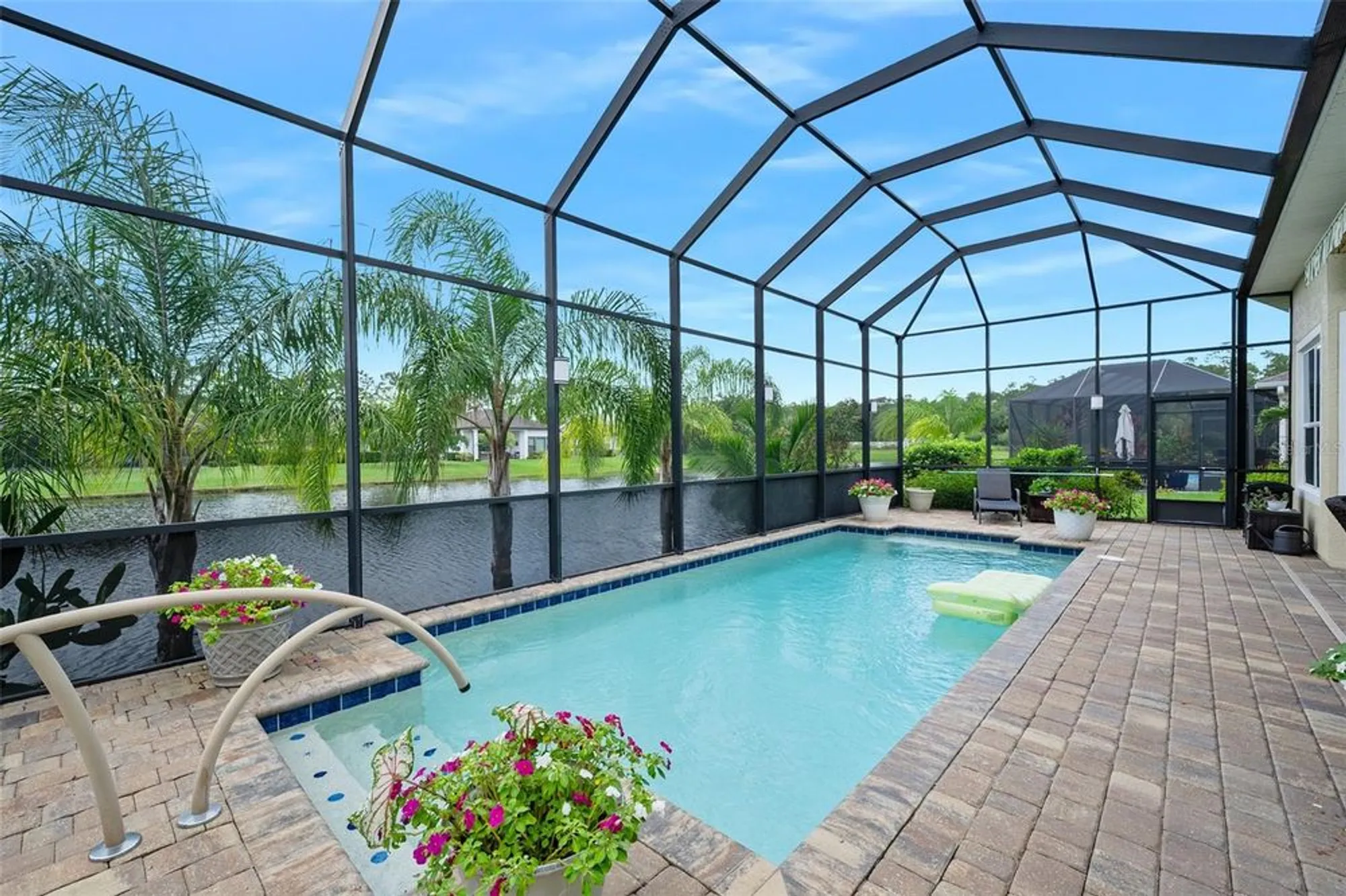 Property Slideshow image 19 of 67 | 665 southlake dr, Ormond Beach, FL, 32174