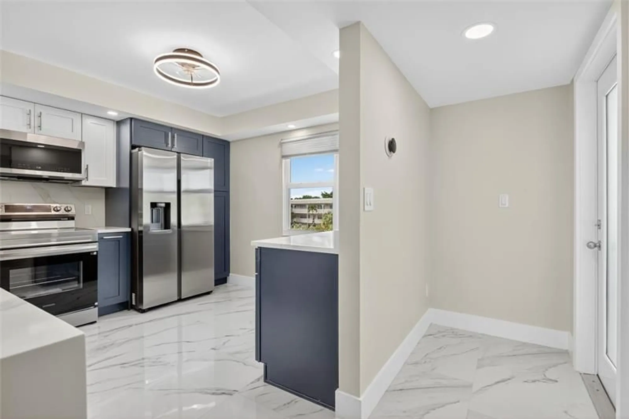 Property Slideshow image 4 of 83 | 3303 aruba way o4, Coconut Creek, FL, 33066