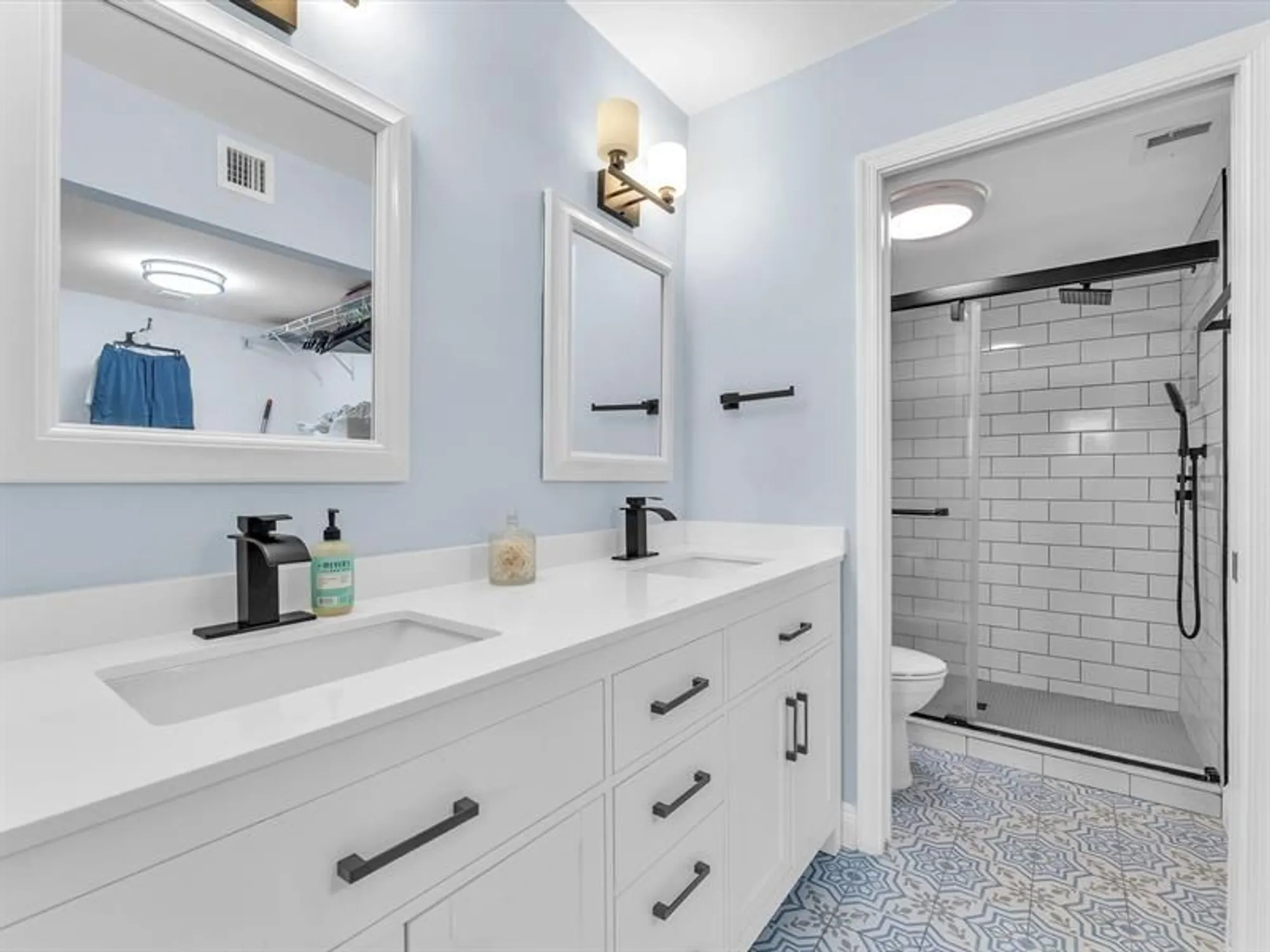 Property Slideshow image 13 of 24 | 7302 s devon dr 307, Tamarac, FL, 33321