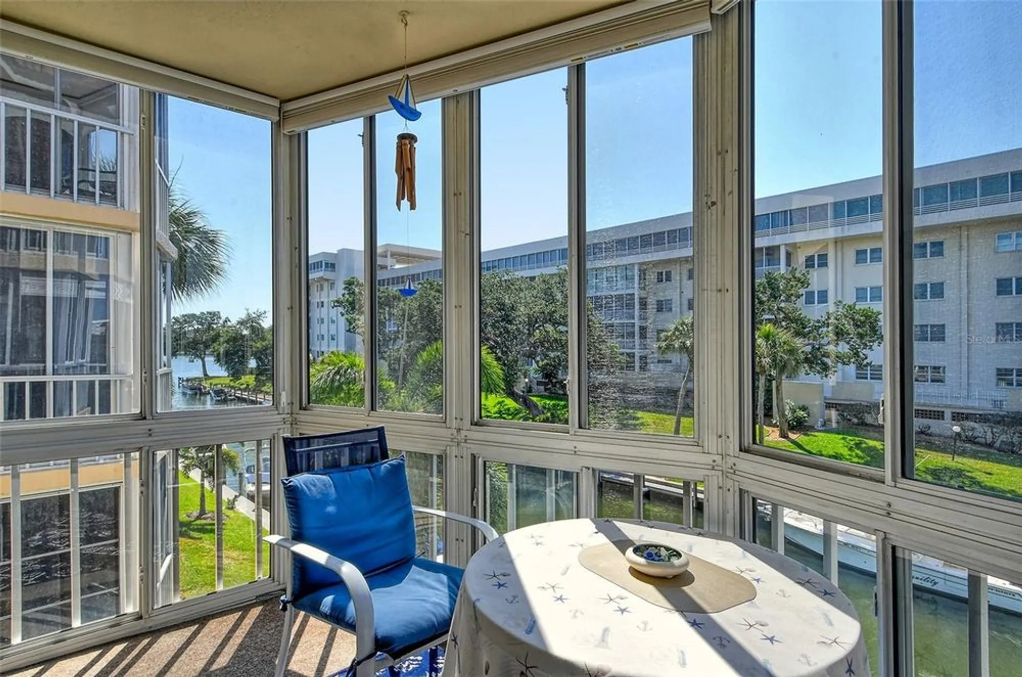 Property Slideshow image 18 of 90 | 1300 n portofino dr apt 305, Sarasota, FL, 34242