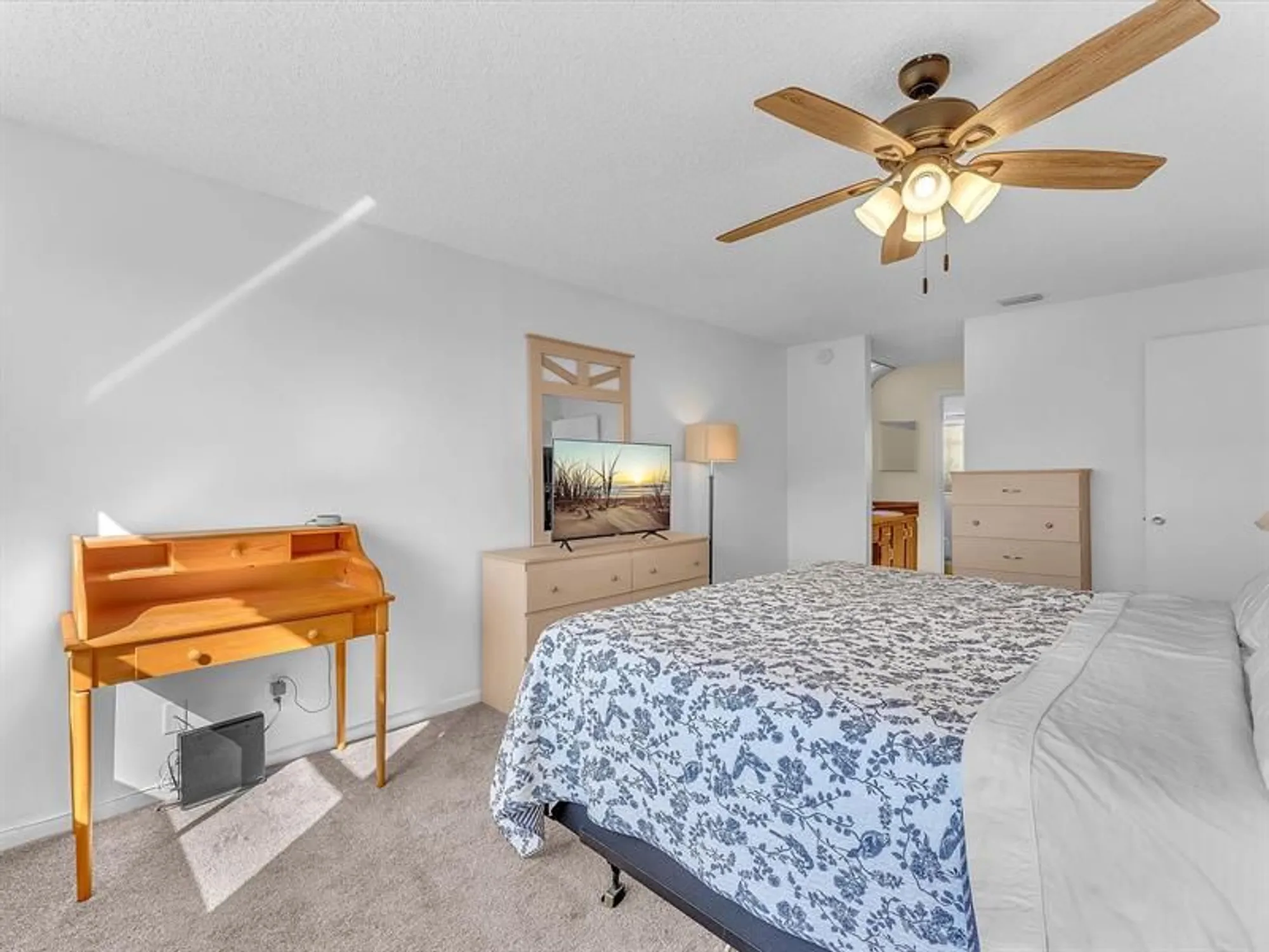 Property Slideshow image 12 of 29 | 6870 royal palm blvd 310m, Margate, FL, 33063