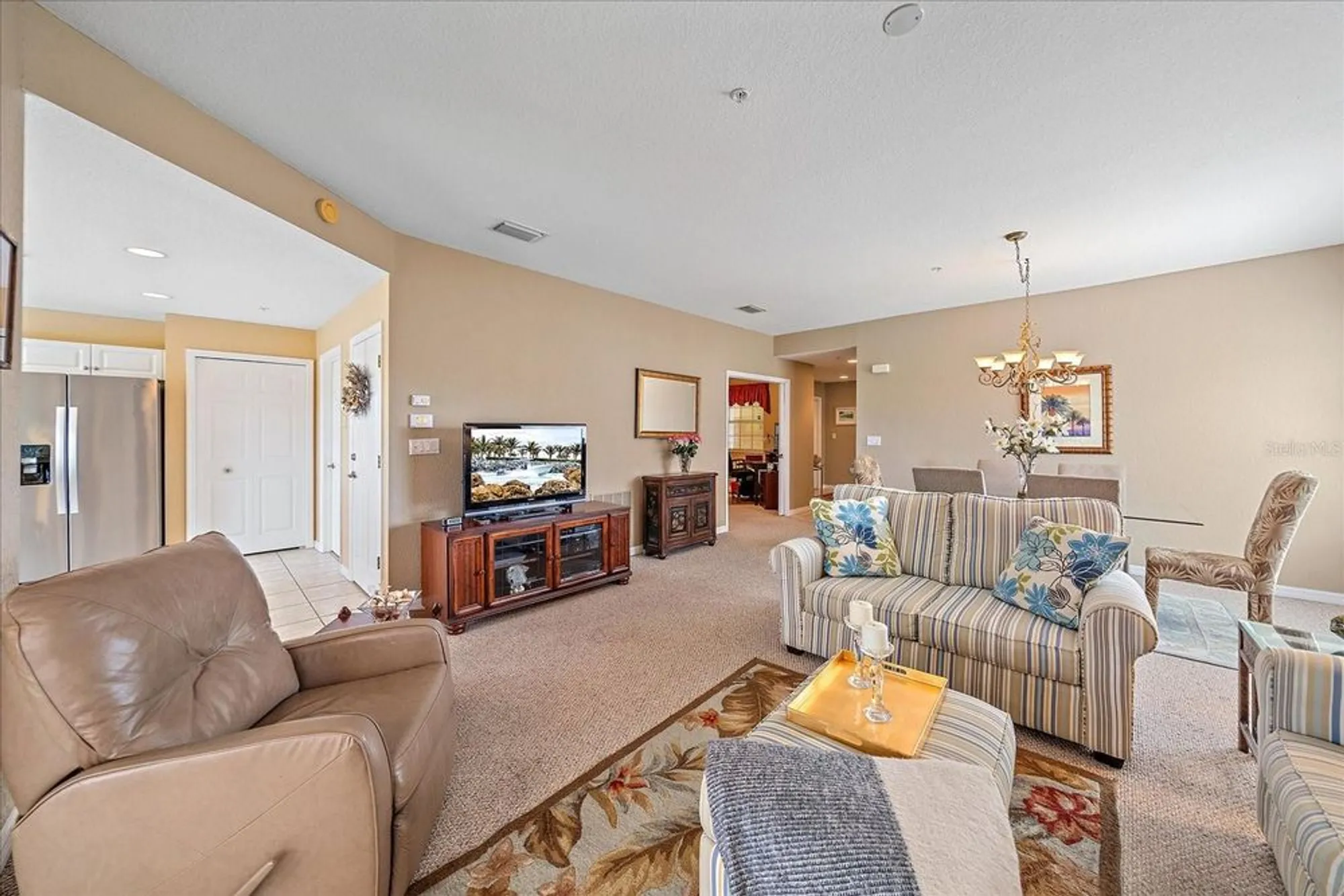 Property Slideshow image 8 of 44 | 6334 grand oak cir 201, Bradenton, FL, 34203
