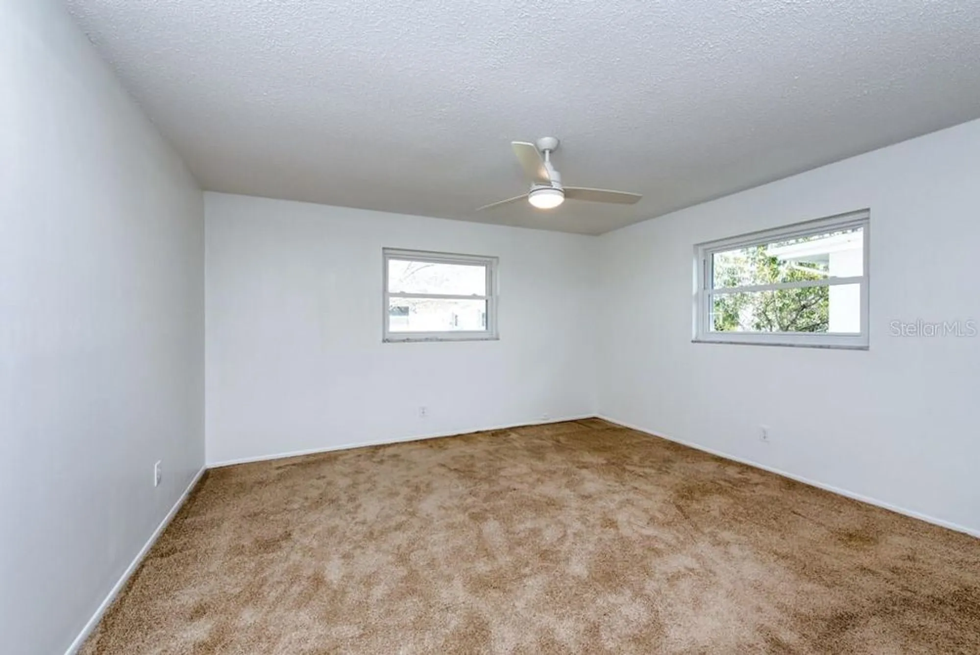 Property Slideshow image 13 of 39 | 3843 97th ter, Pinellas Park, FL, 33782