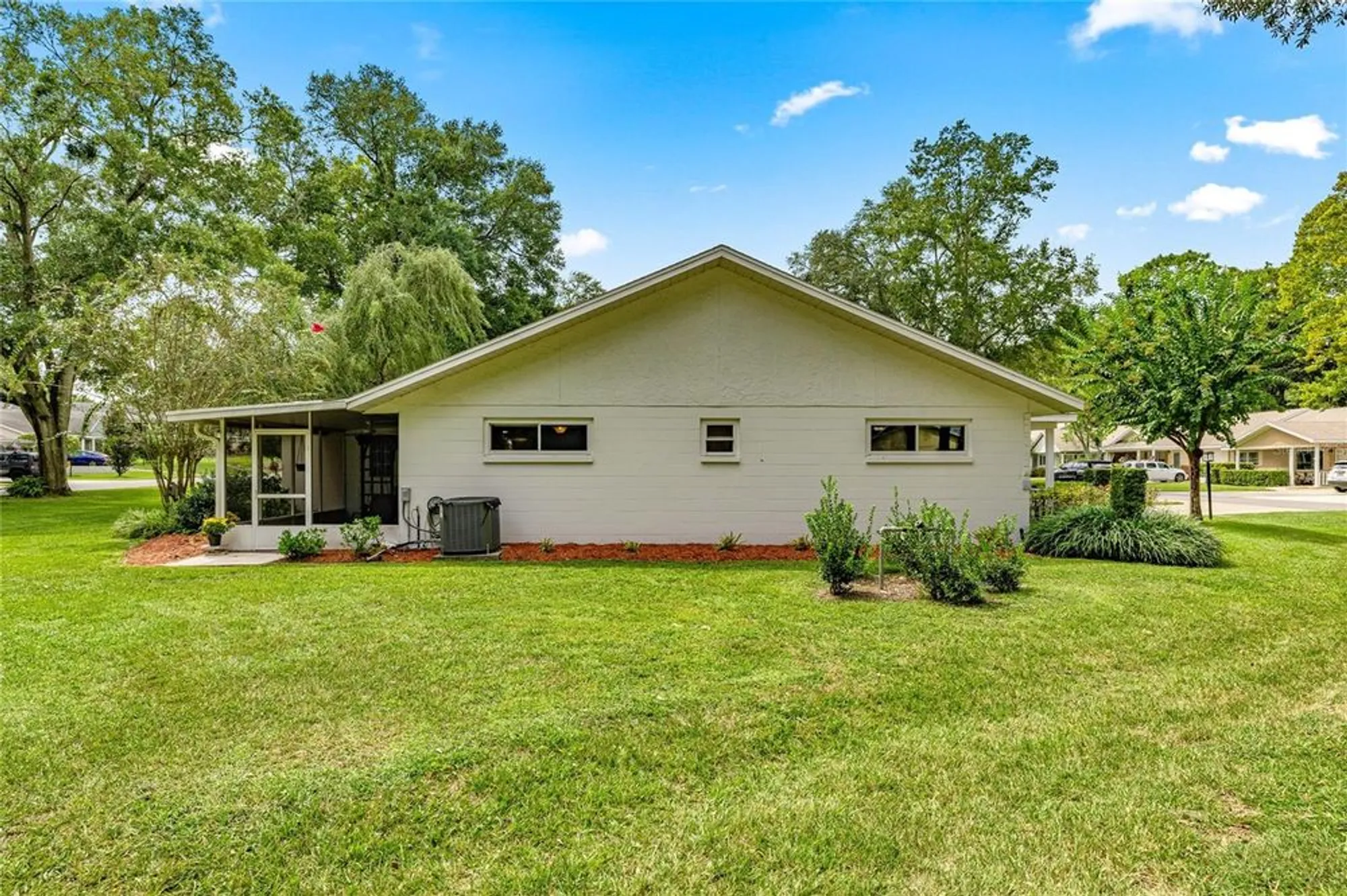 Property Slideshow image 9 of 37 | 8696 sw 88th court rd a, Ocala, FL, 34481