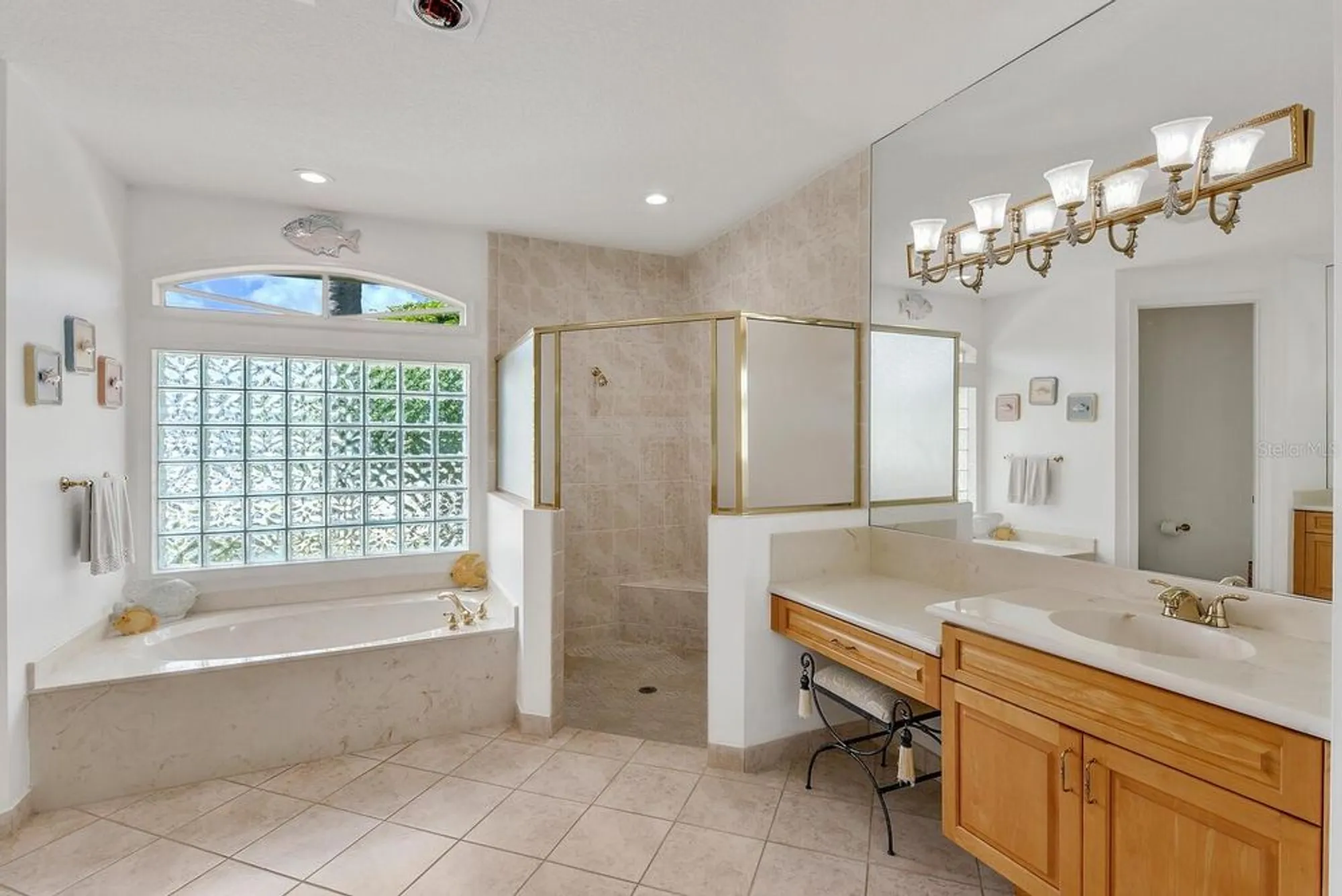 Property Slideshow image 19 of 66 | 6713 arno way, Boynton Beach, FL, 33472