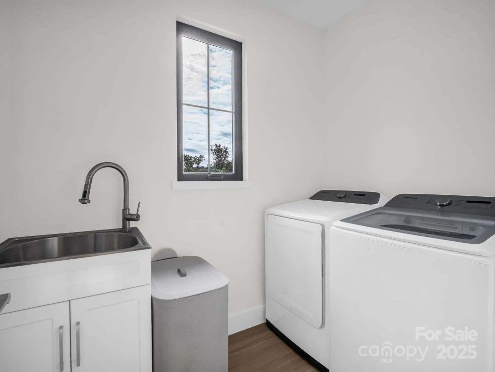 Property Slideshow image 27 of 48 | 123 millbrae loop, Hendersonville, NC, 28791