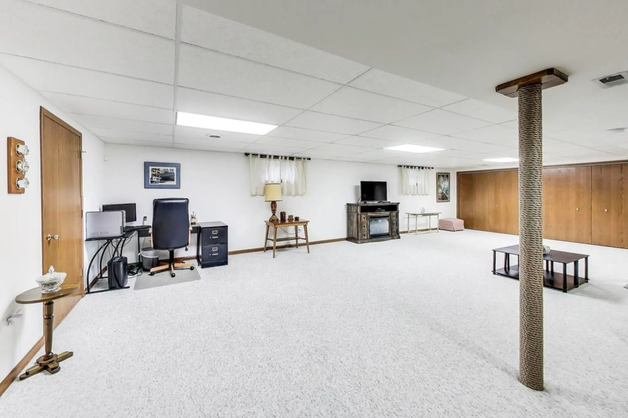 Property Slideshow image 25 of 44 | 13453 tall pines ln, Plainfield, IL, 60544