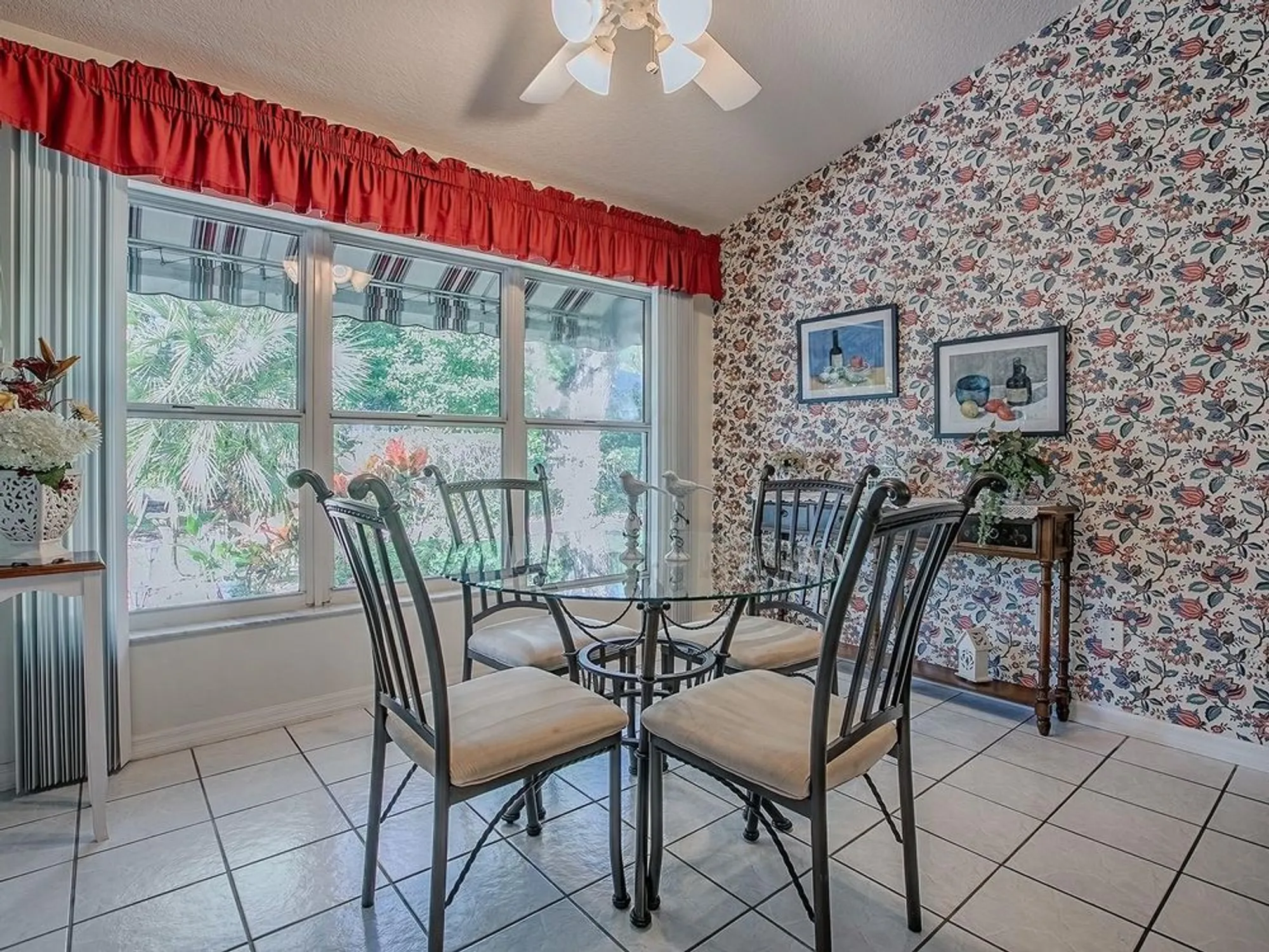 Property Slideshow image 19 of 62 | 25749 whisper oaks rd, Leesburg, FL, 34748