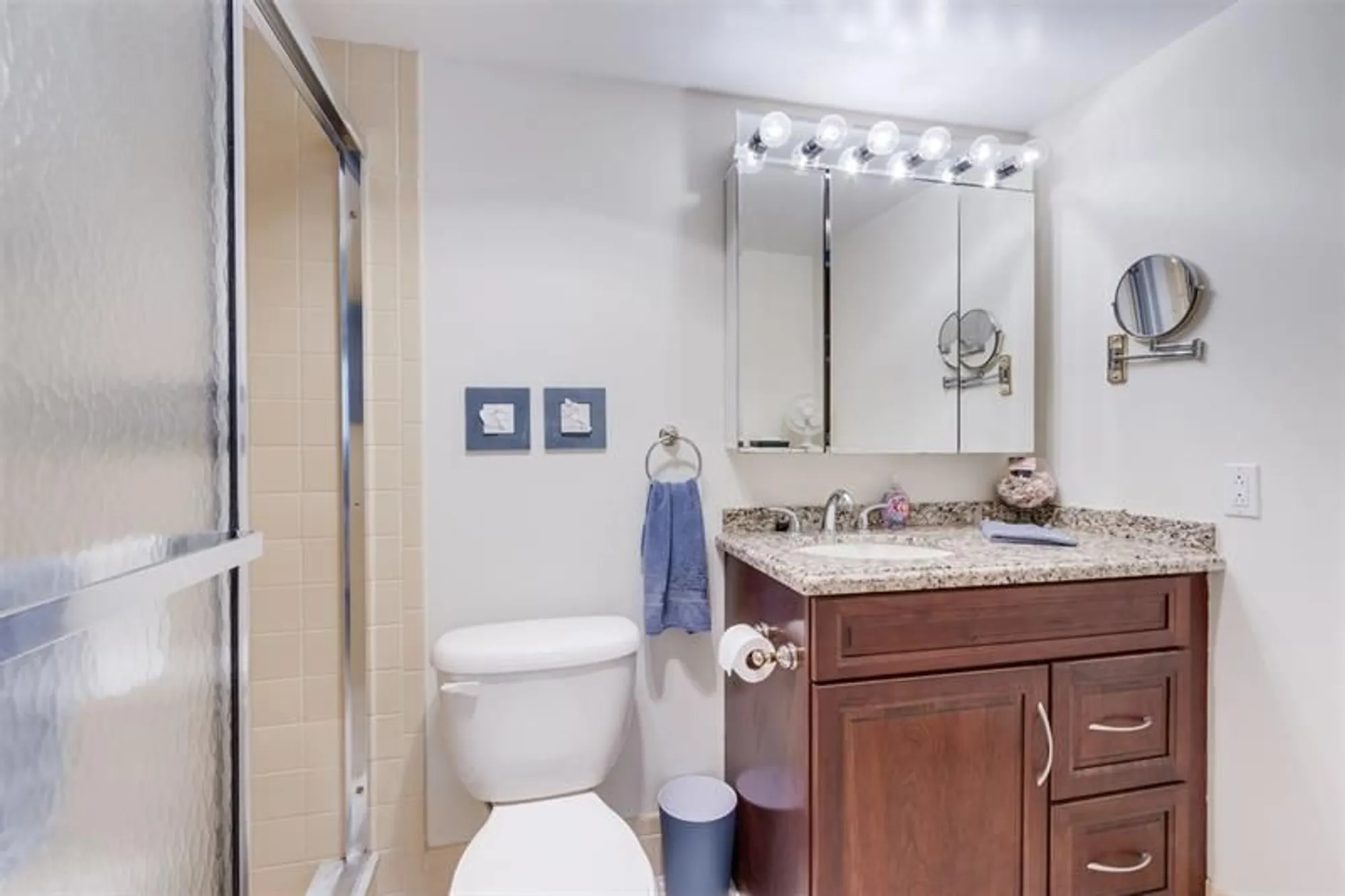 Property Slideshow image 26 of 42 | 414 se 10th st 302, Dania Beach, FL, 33004