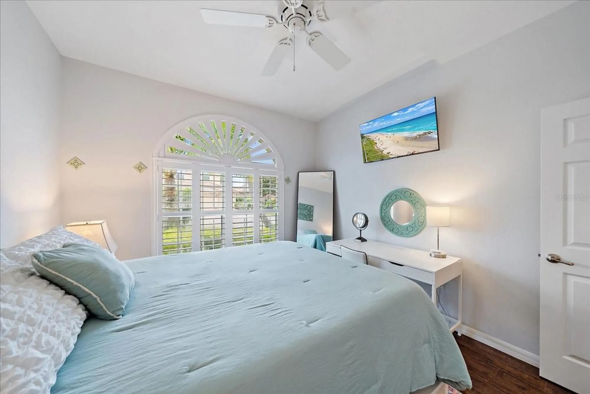 Property Slideshow image 28 of 46 | 131 river enclave ct, Bradenton, FL, 34212