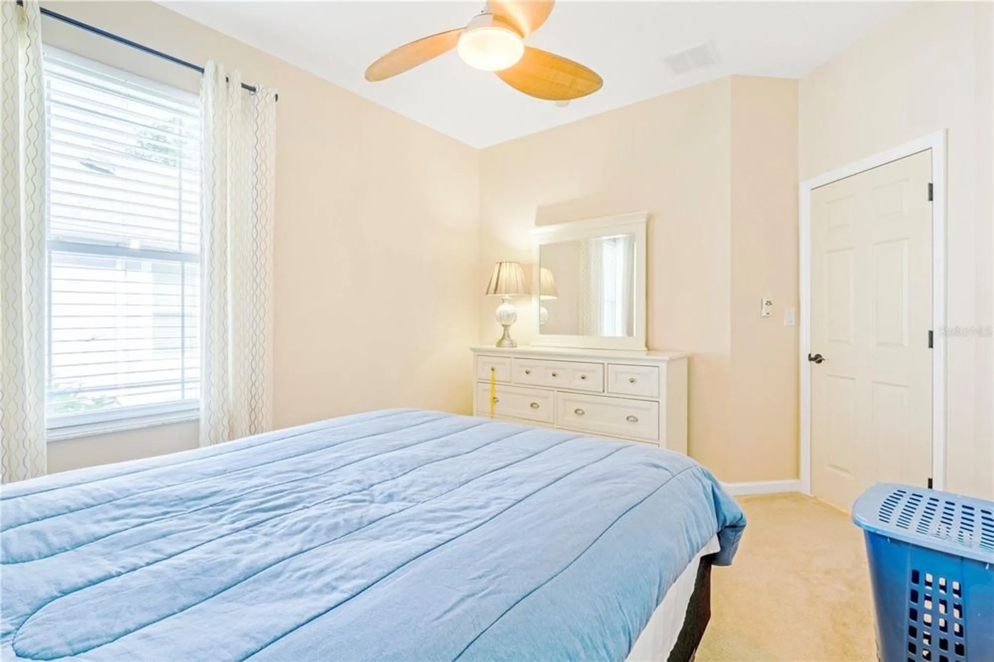 Property Slideshow image 18 of 33 | 123 avenham dr, Deland, FL, 32724