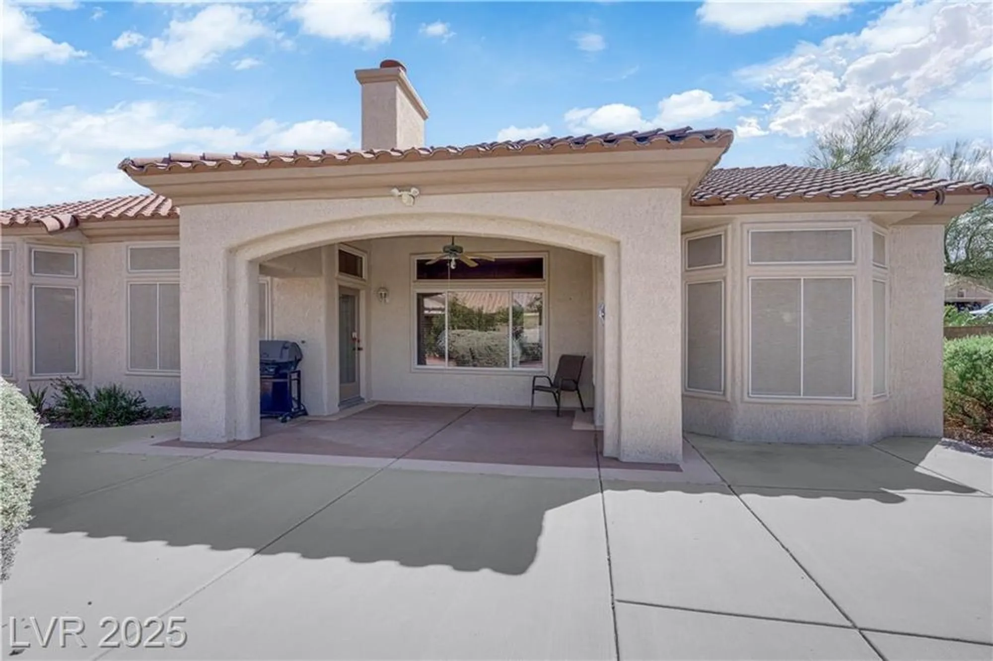 Property Slideshow image 27 of 35 | 10144 hunter springs dr, Las Vegas, NV, 89134