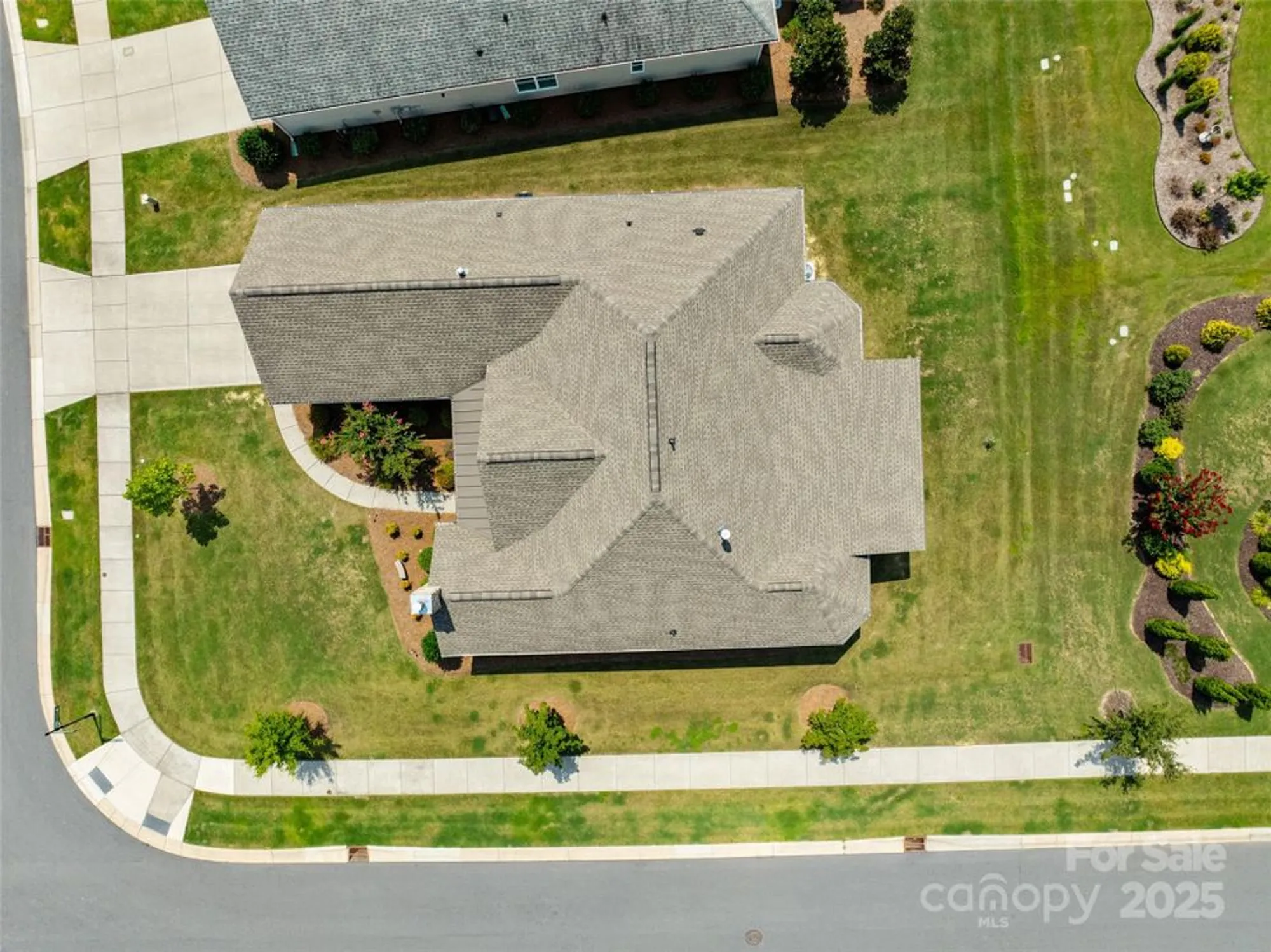 Property Slideshow image 29 of 35 | 12002 cove ct, Charlotte, NC, 28278