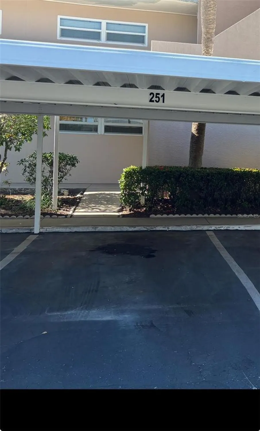 Property Slideshow image 25 of 41 | 7540 bay island dr 251, South Pasadena, FL, 33707