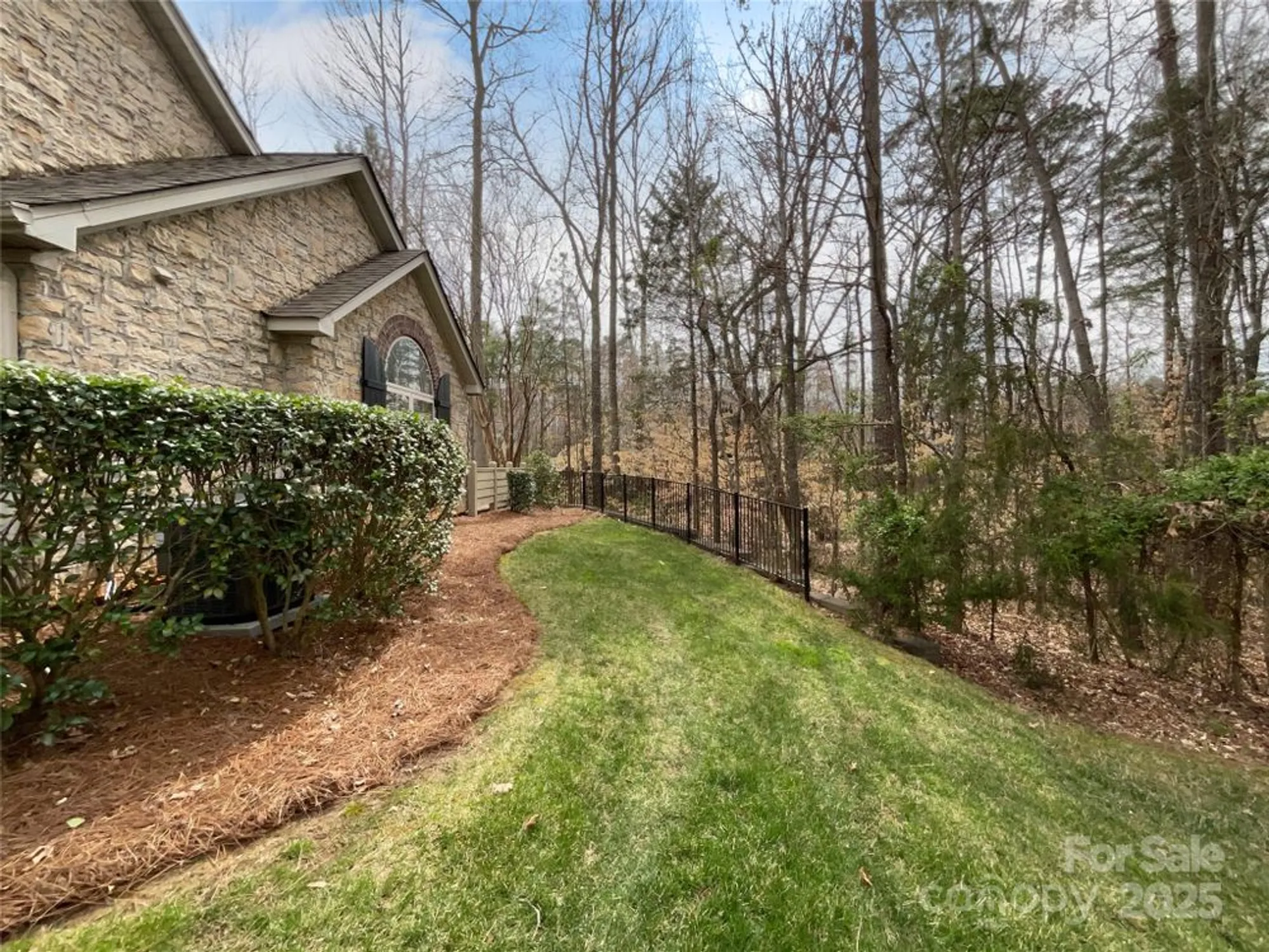 Property Slideshow image 9 of 20 | 2905 polo view ln, Matthews, NC, 28105