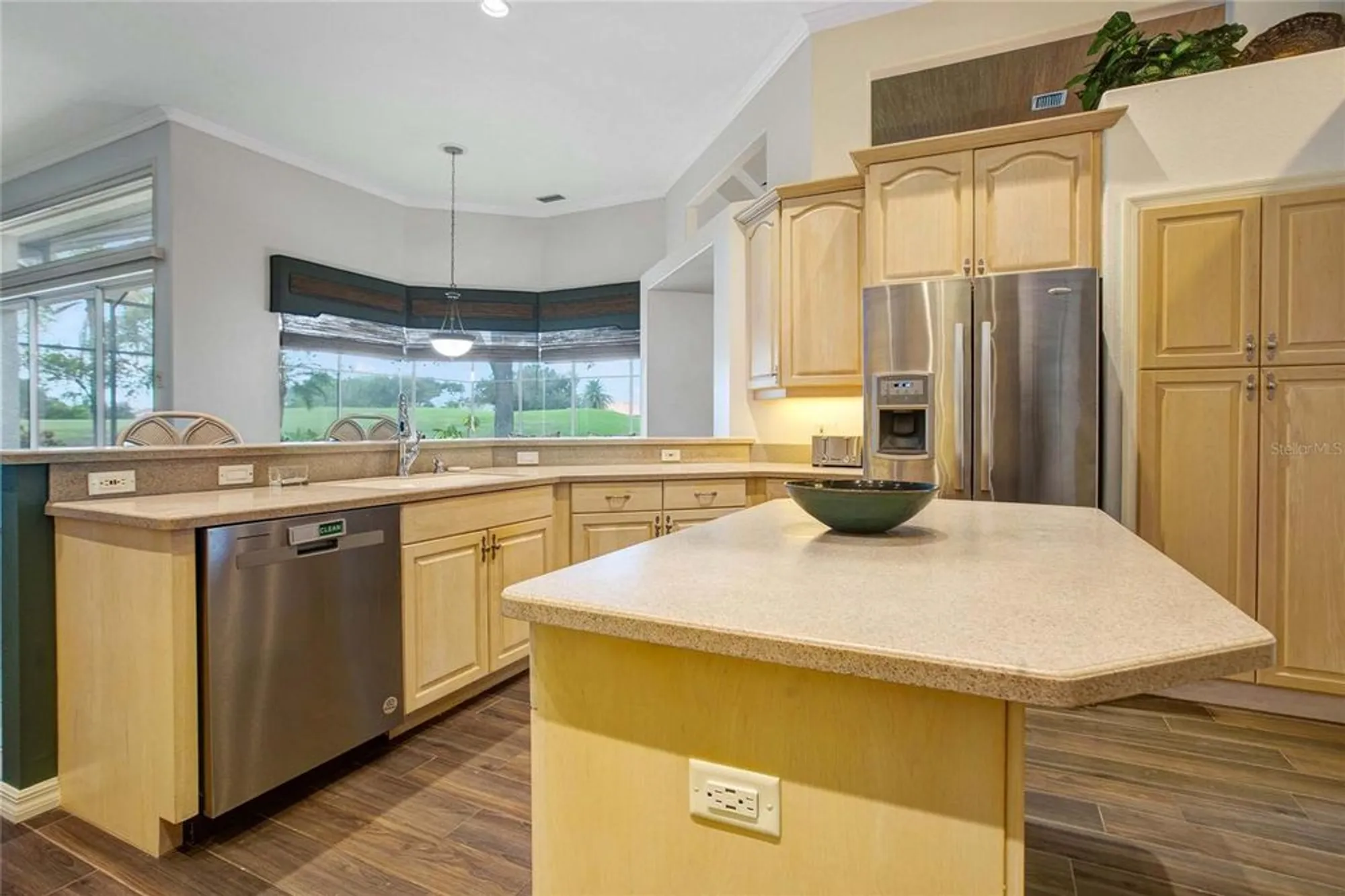 Property Slideshow image 44 of 84 | 442 tremingham way, Venice, FL, 34293
