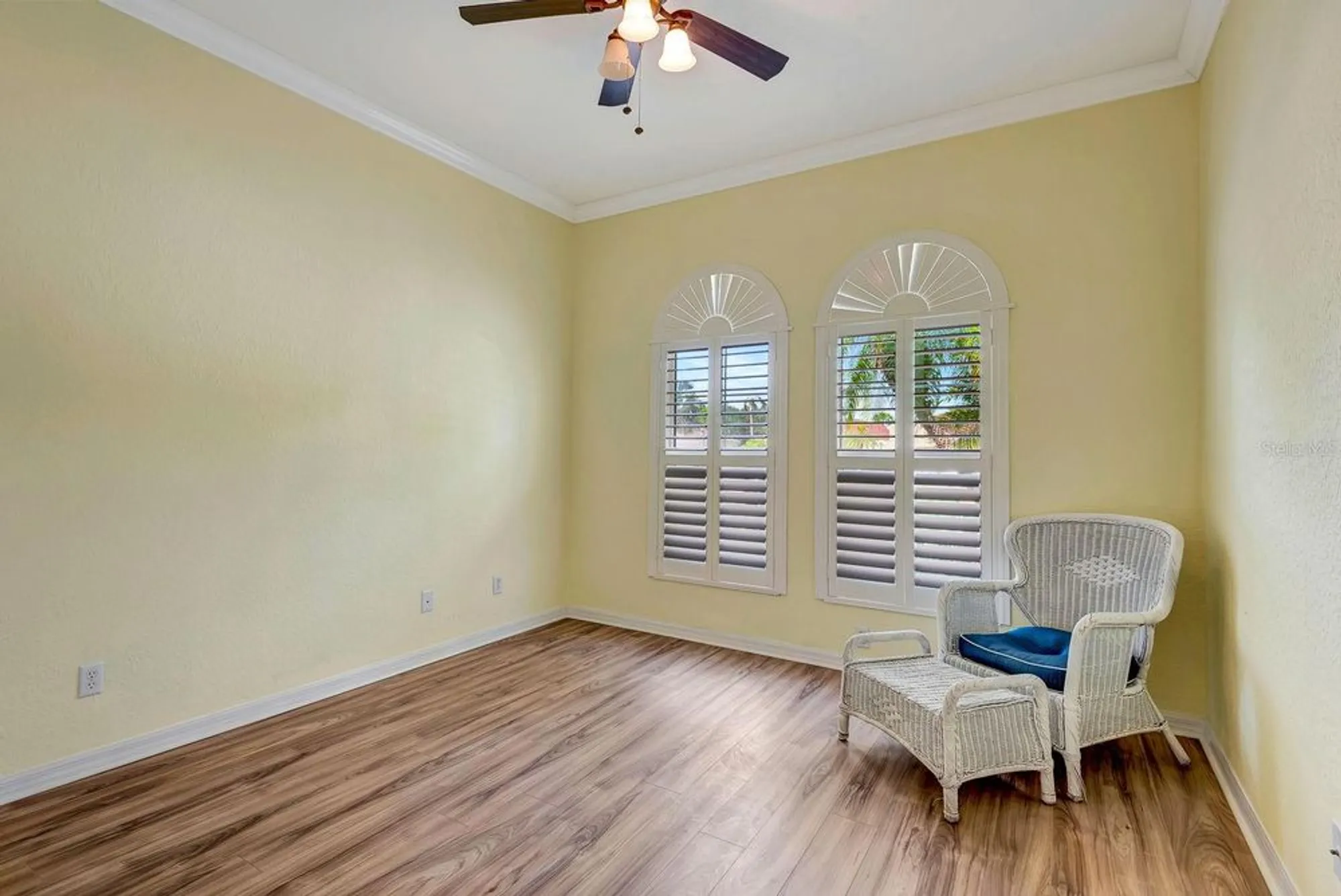 Property Slideshow image 6 of 31 | 804 regal manor way, Sun City Center, FL, 33573