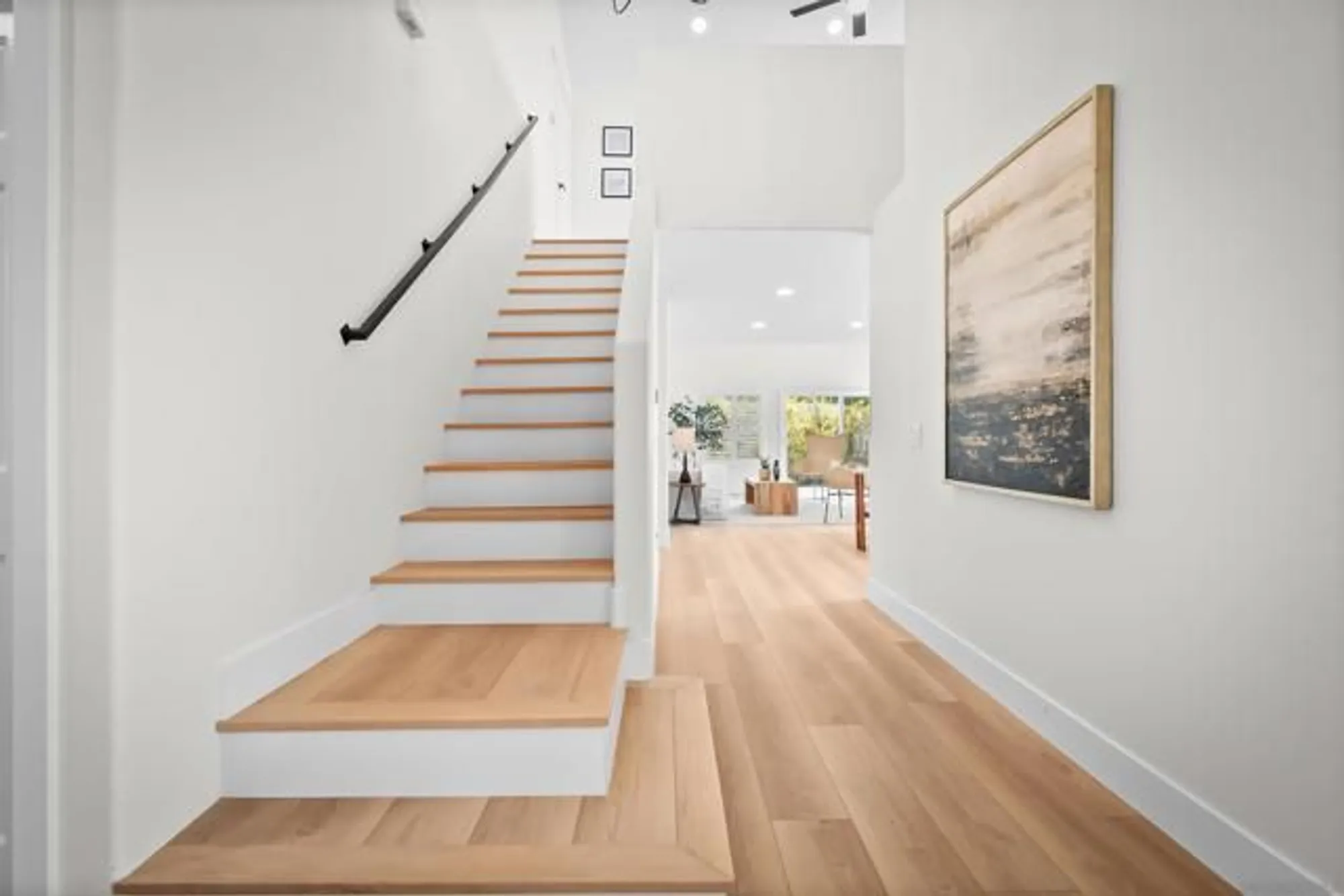 Property Slideshow image 33 of 47 | 4058 lemnos way, Oceanside, CA, 92056