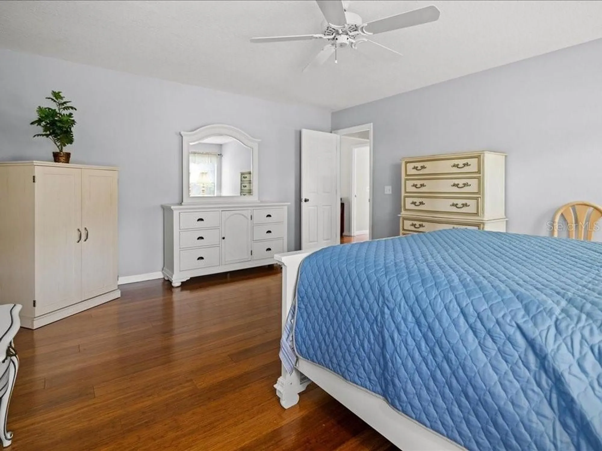 Property Slideshow image 28 of 51 | 502 wekiva river ct 127, Englewood, FL, 34223