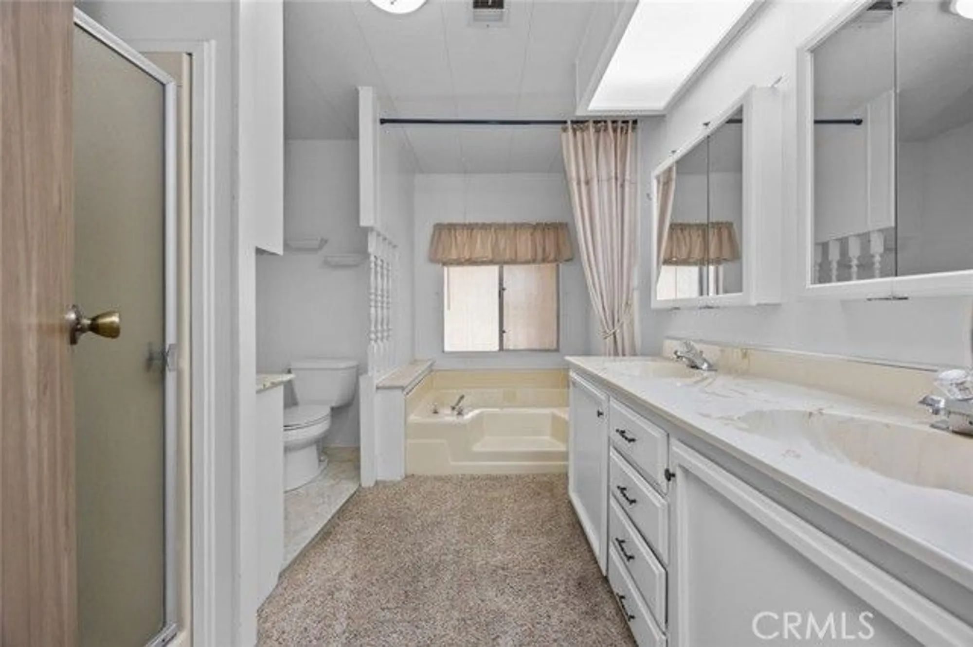 Property Slideshow image 13 of 34 | 38294 via del largo, Murrieta, CA, 92563