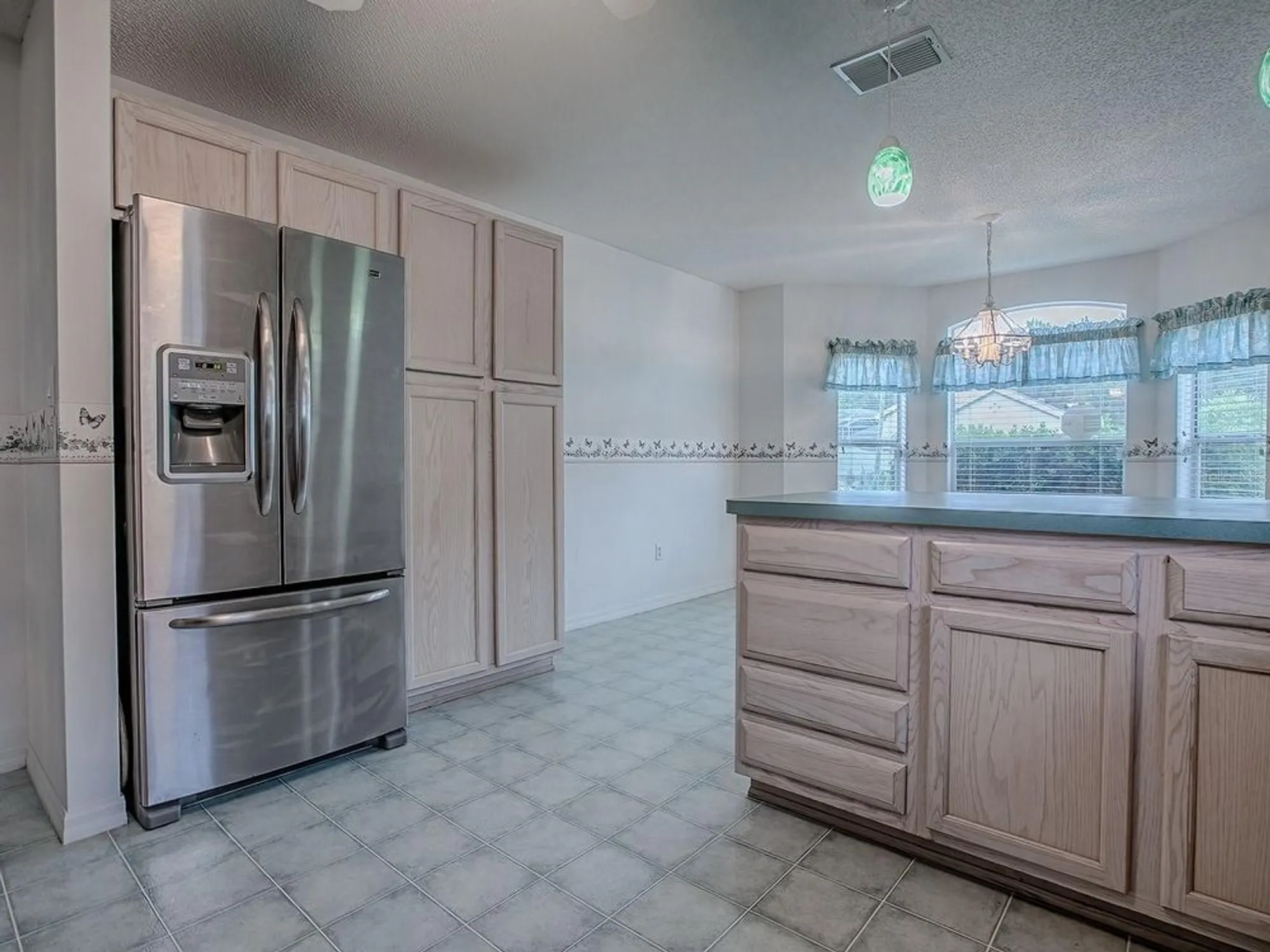 Property Slideshow image 9 of 75 | 1107 san antonio ln, The Villages, FL, 32159