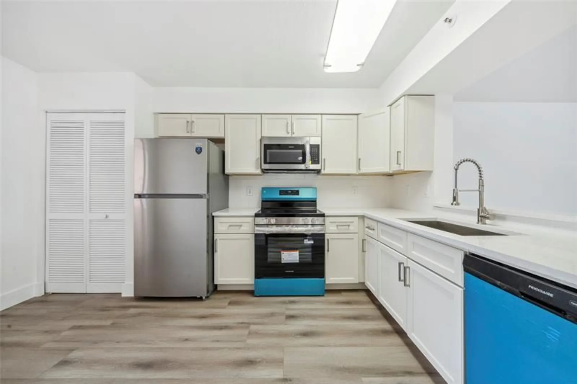 Property Slideshow image 7 of 29 | 6269 pointe regal cir 210, Delray Beach, FL, 33484