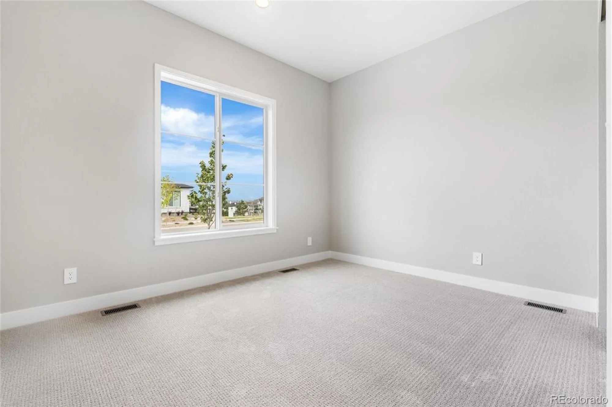 Property Slideshow image 15 of 37 | 8871 s quemoy st, Aurora, CO, 80016