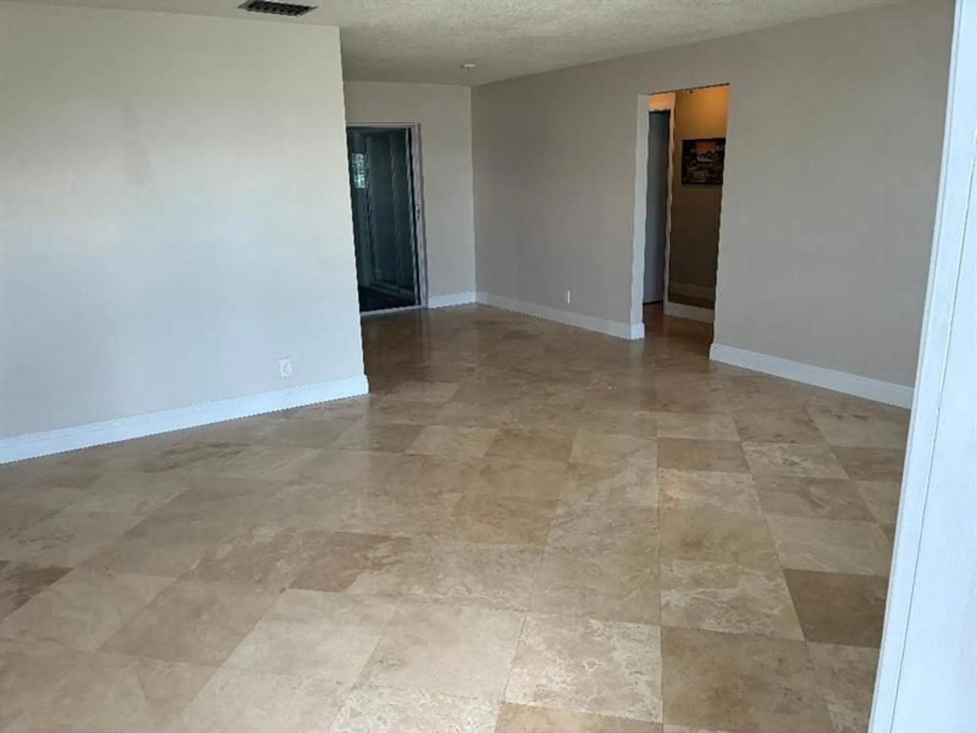 Property Slideshow image 6 of 10 | 110 nw 24th ct, Pompano Beach, FL, 33064