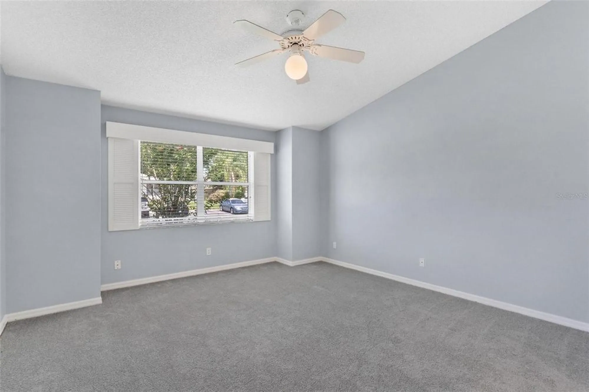 Property Slideshow image 23 of 48 | 26608 racquet cir, Leesburg, FL, 34748
