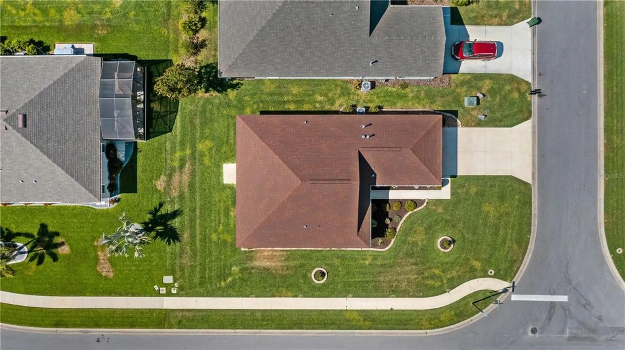 Property Slideshow image 30 of 62 | 4671 spring grove ln, Leesburg, FL, 34748